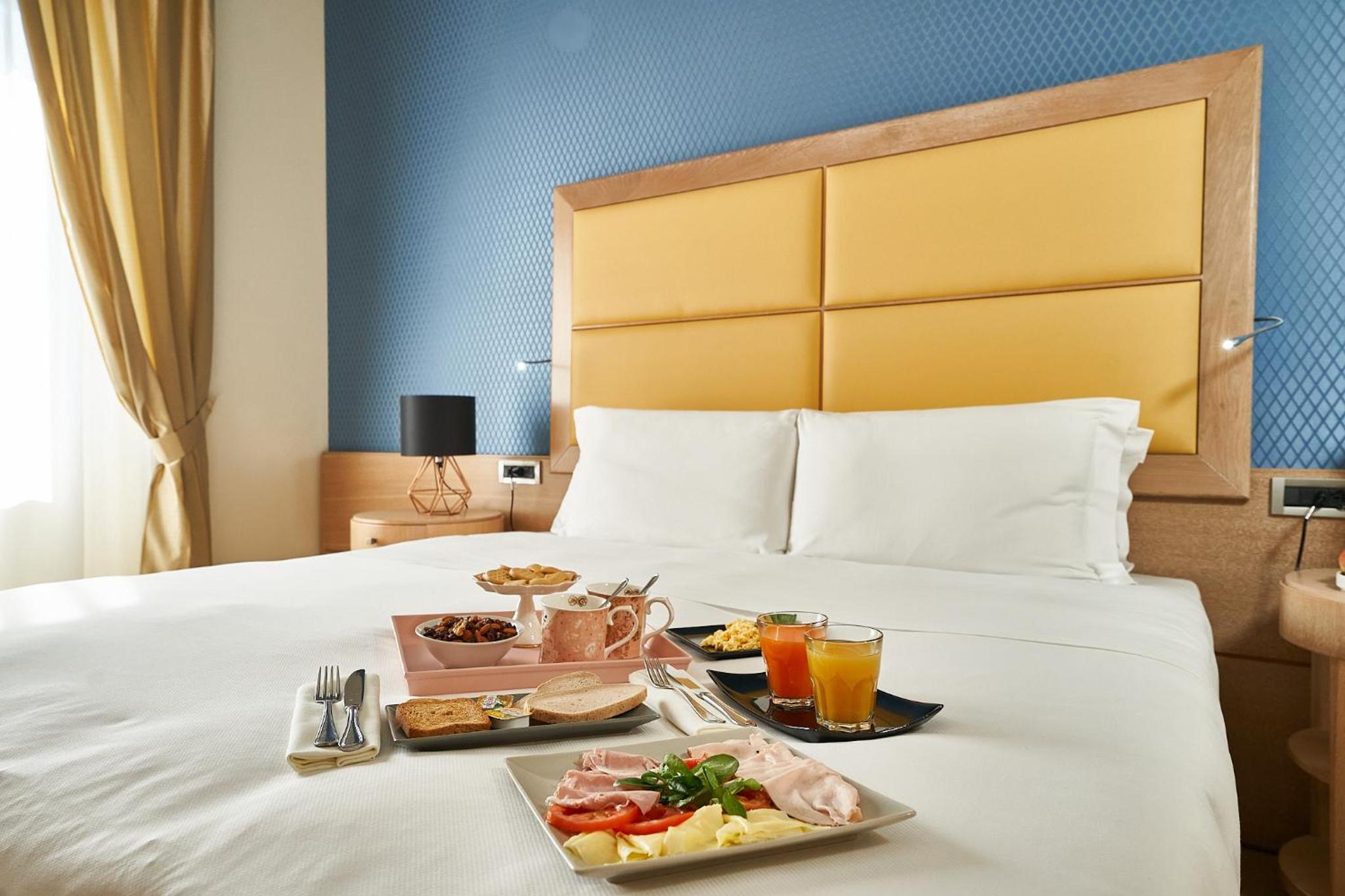 Superior Double or Twin Room - Photo 2