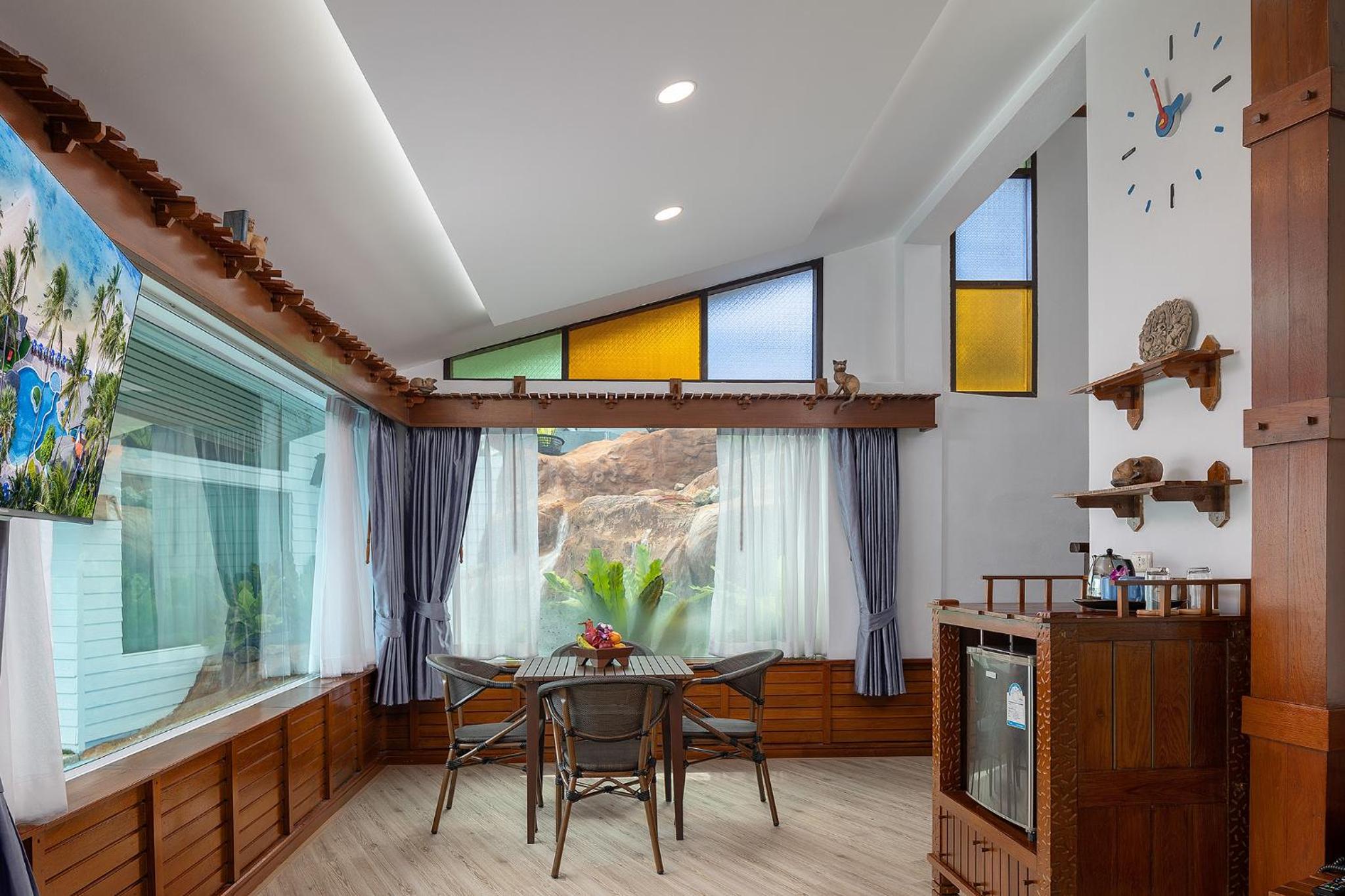 Villa - Beach Front - Photo 4