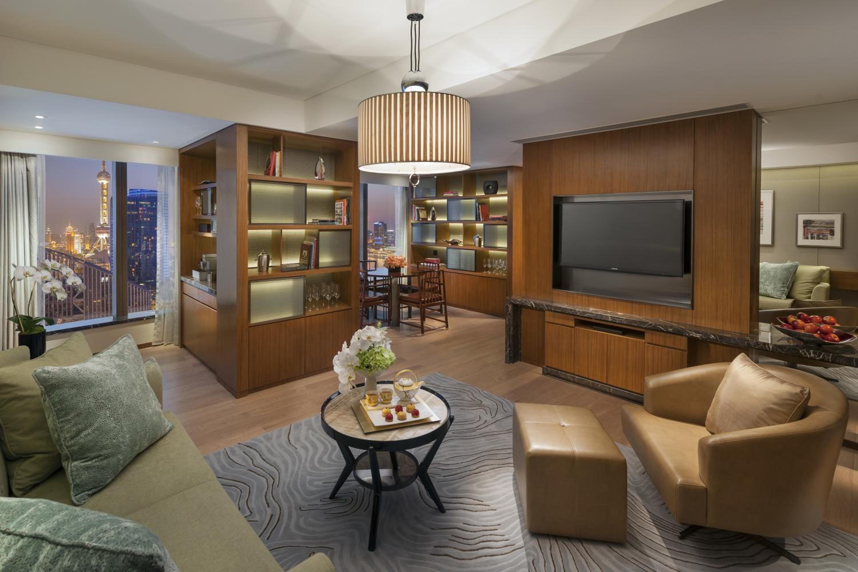 Premier River View Suite King photo 3
