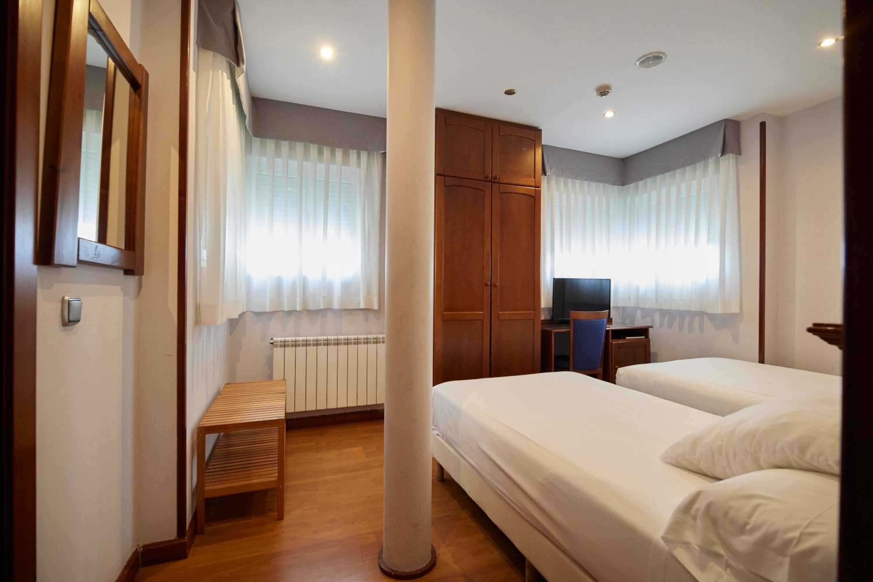 Double Room - Photo 23