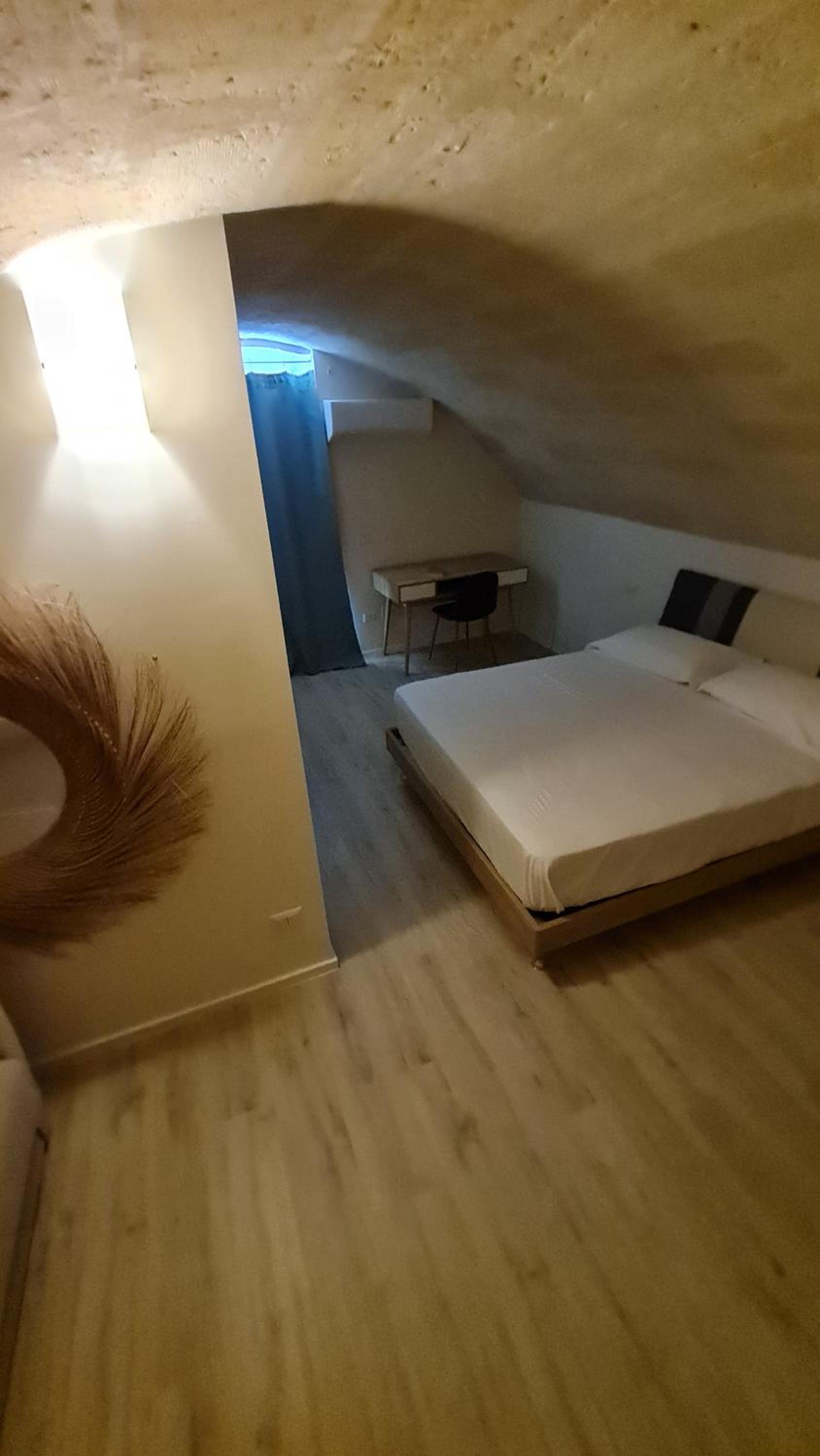 Deluxe Quadruple Room - Photo 15