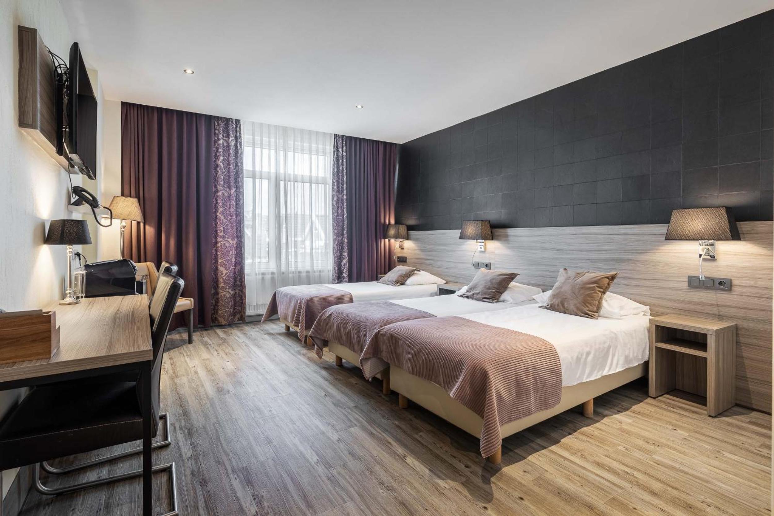 Standard Triple Room - Photo 2