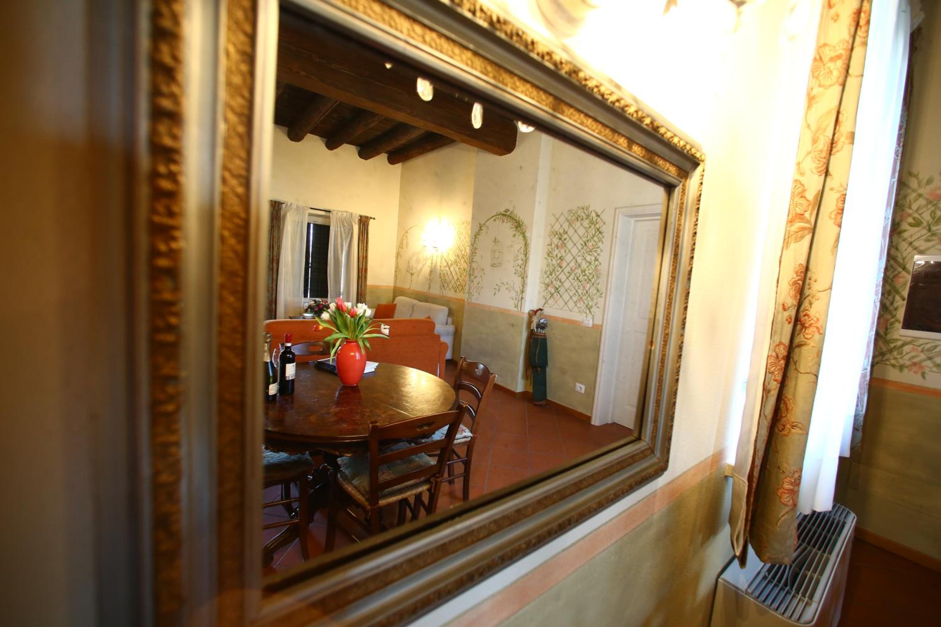 One-Bedroom Apartment - Ground Floor photo 2