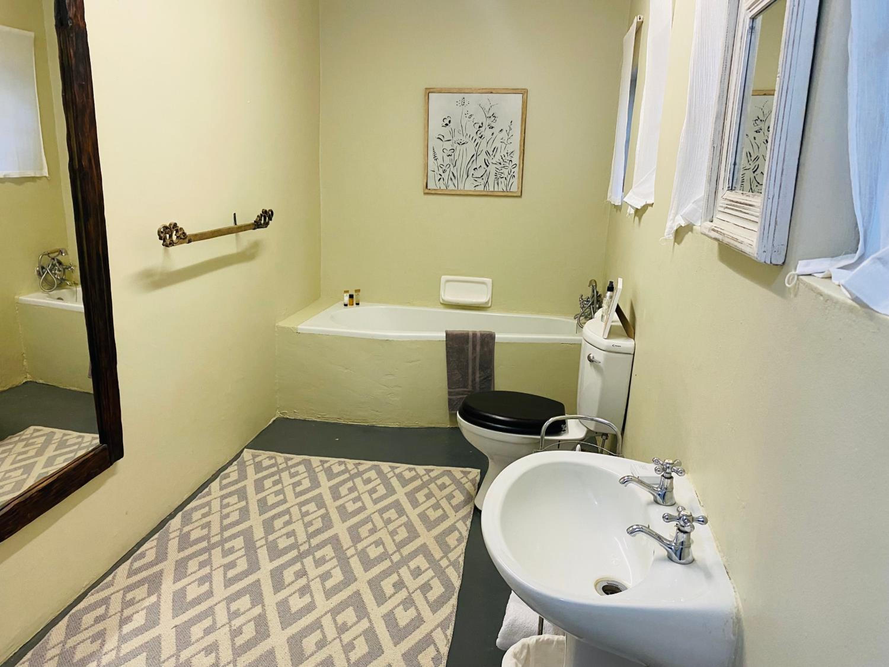 King Room with Garden View - Photo 4