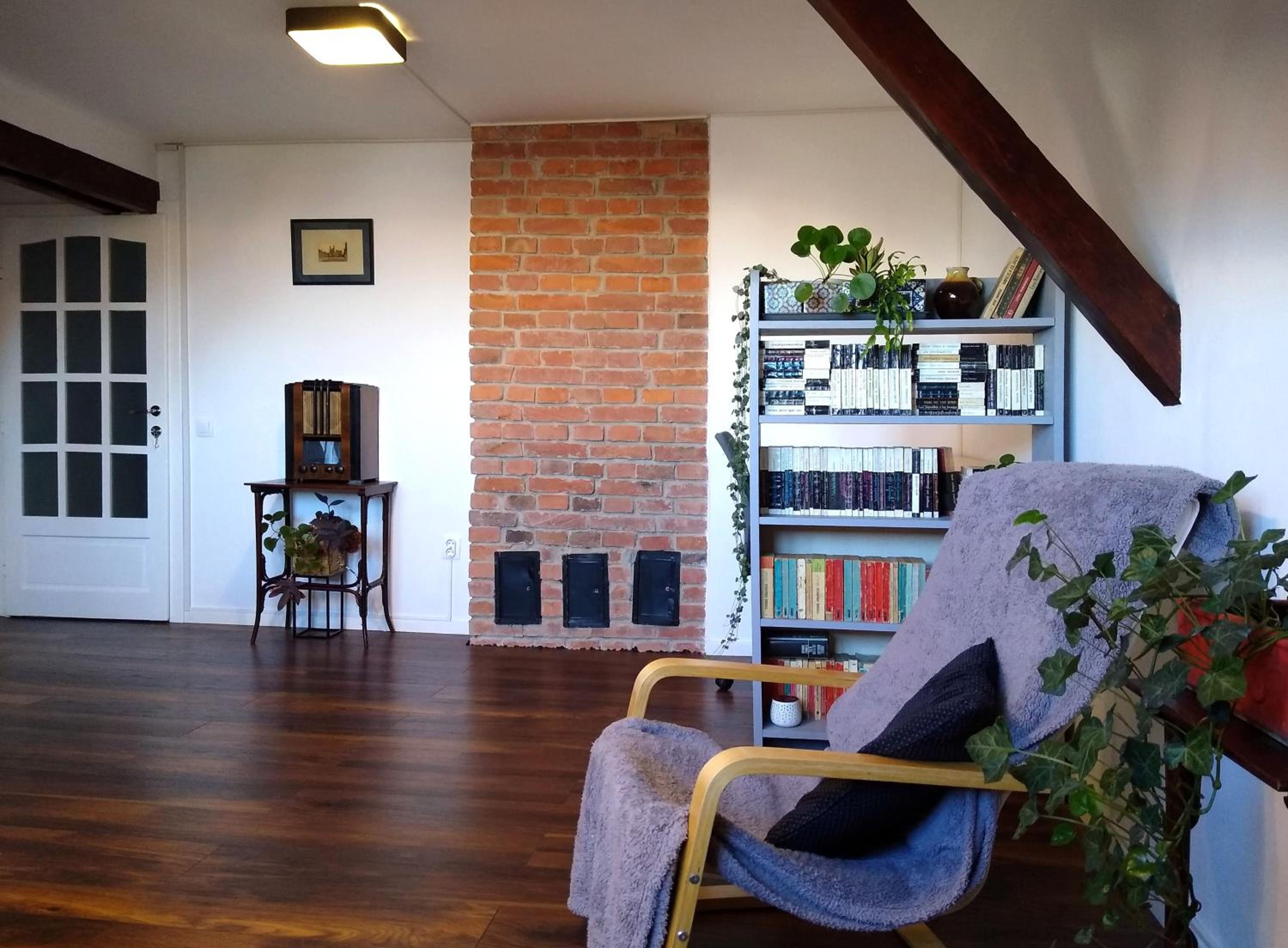 Two-Bedroom Apartment - Photo 5