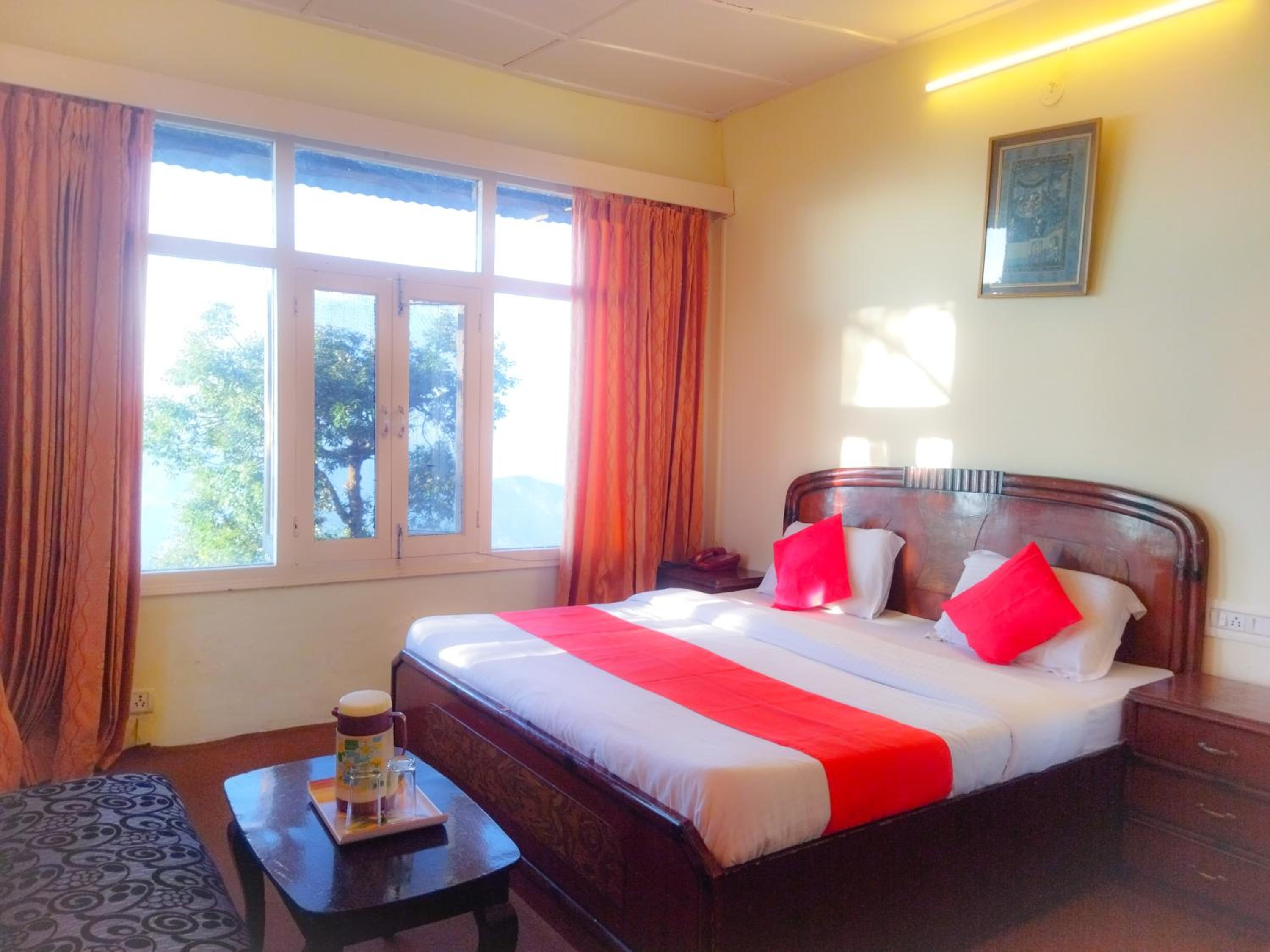 Deluxe Room - Photo 6