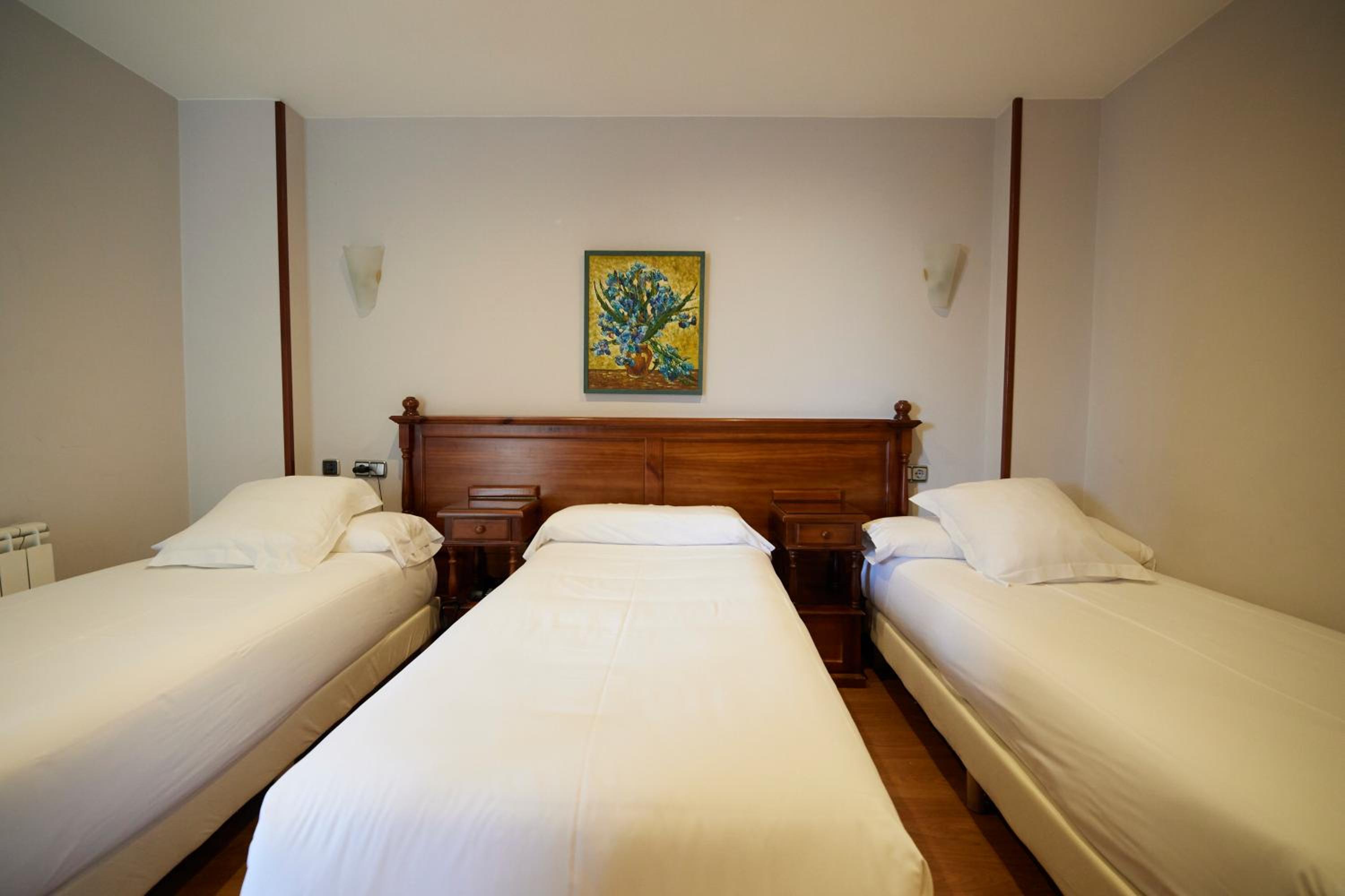 Triple Room - Photo 1