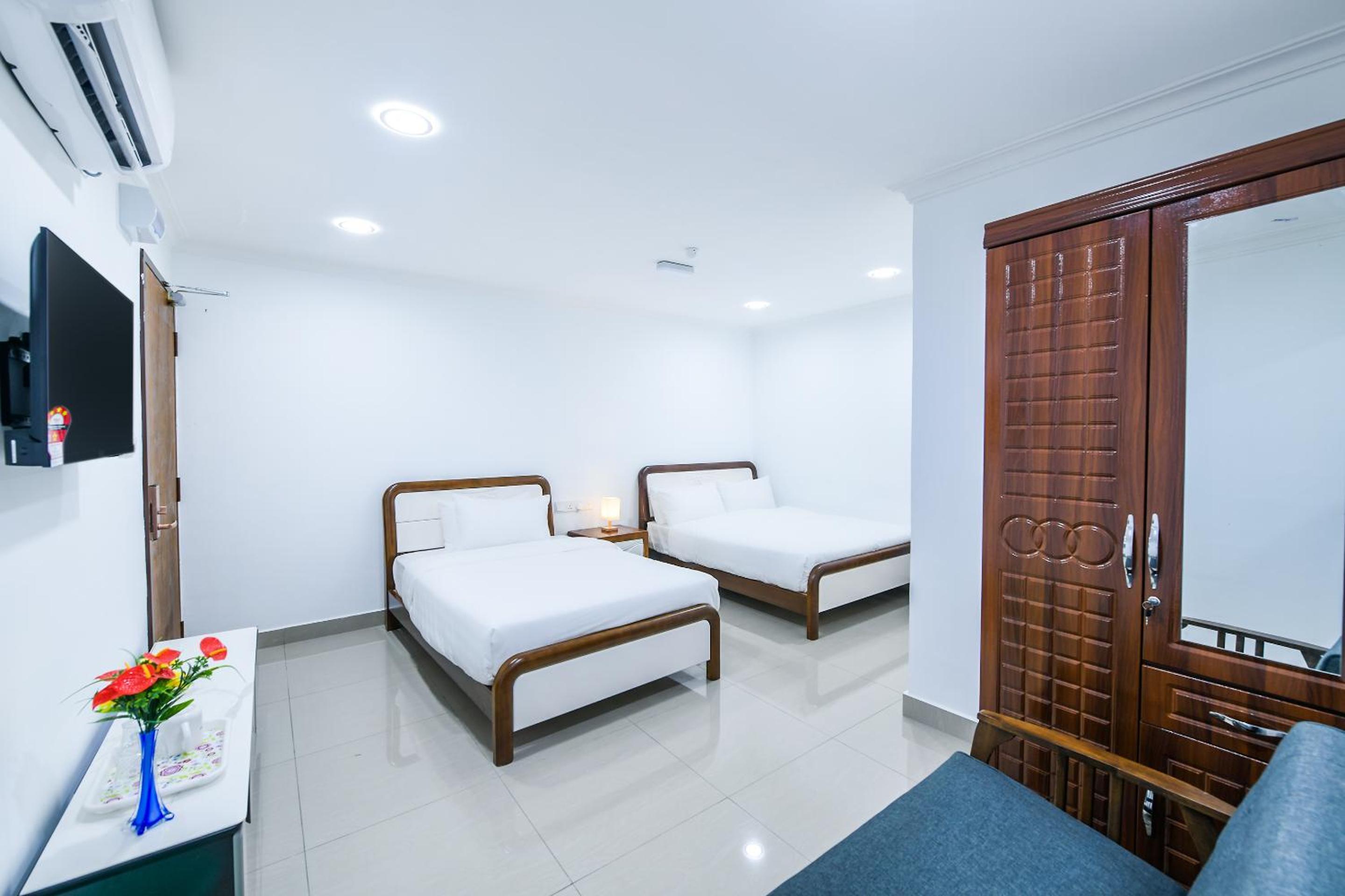 Triple Room