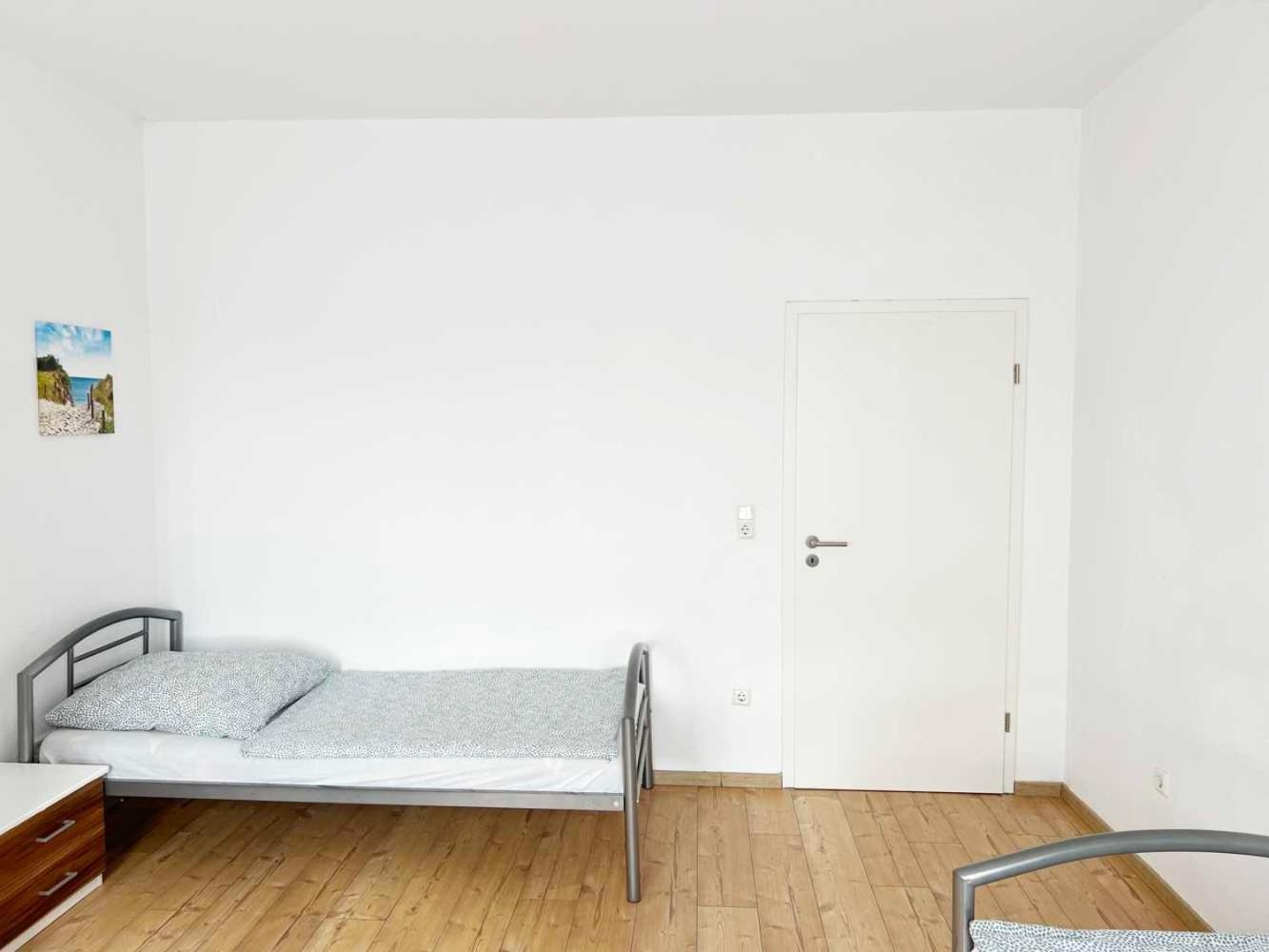 Two-Bedroom Apartment photo 2