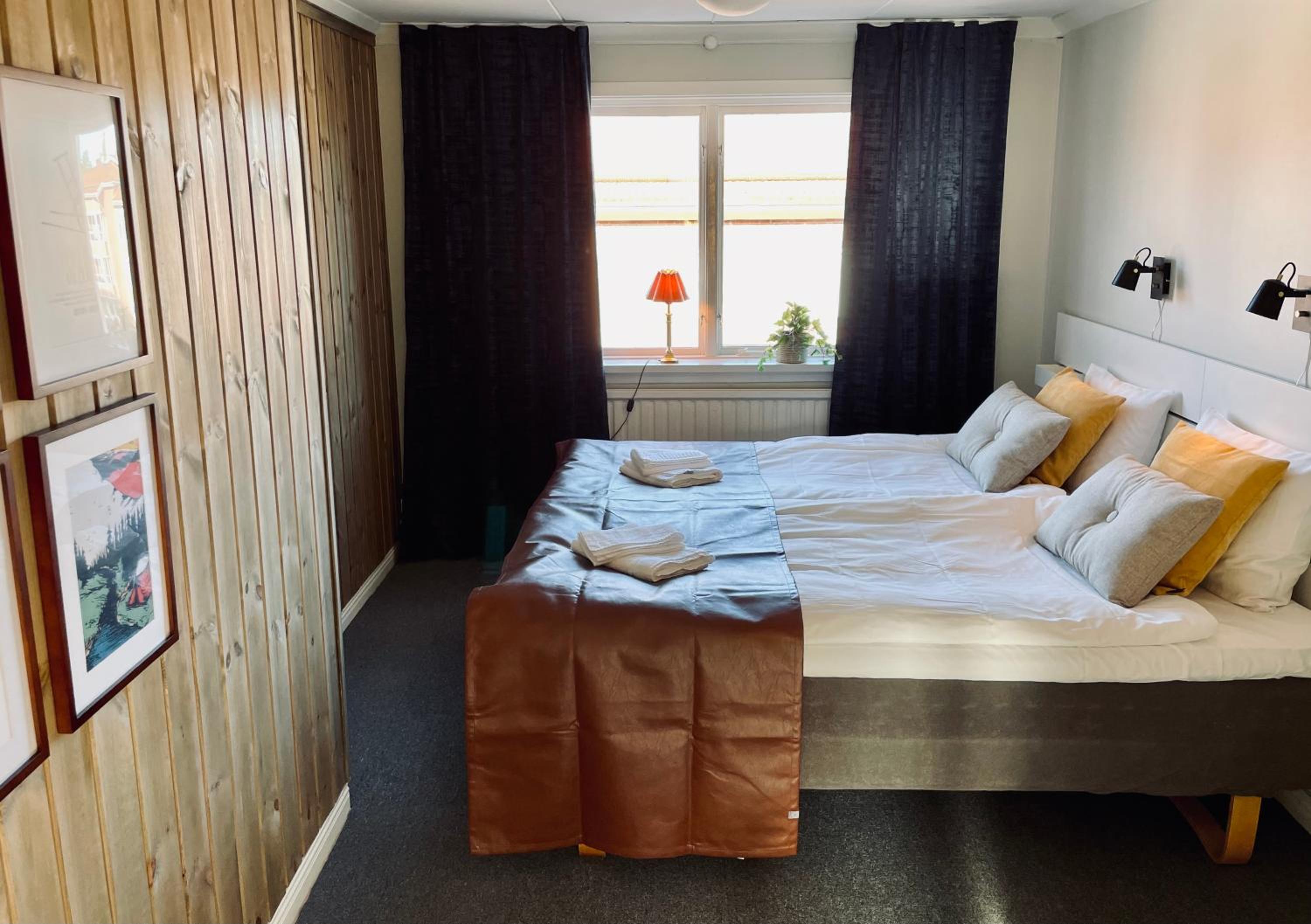 Standard Twin Room - Photo 5