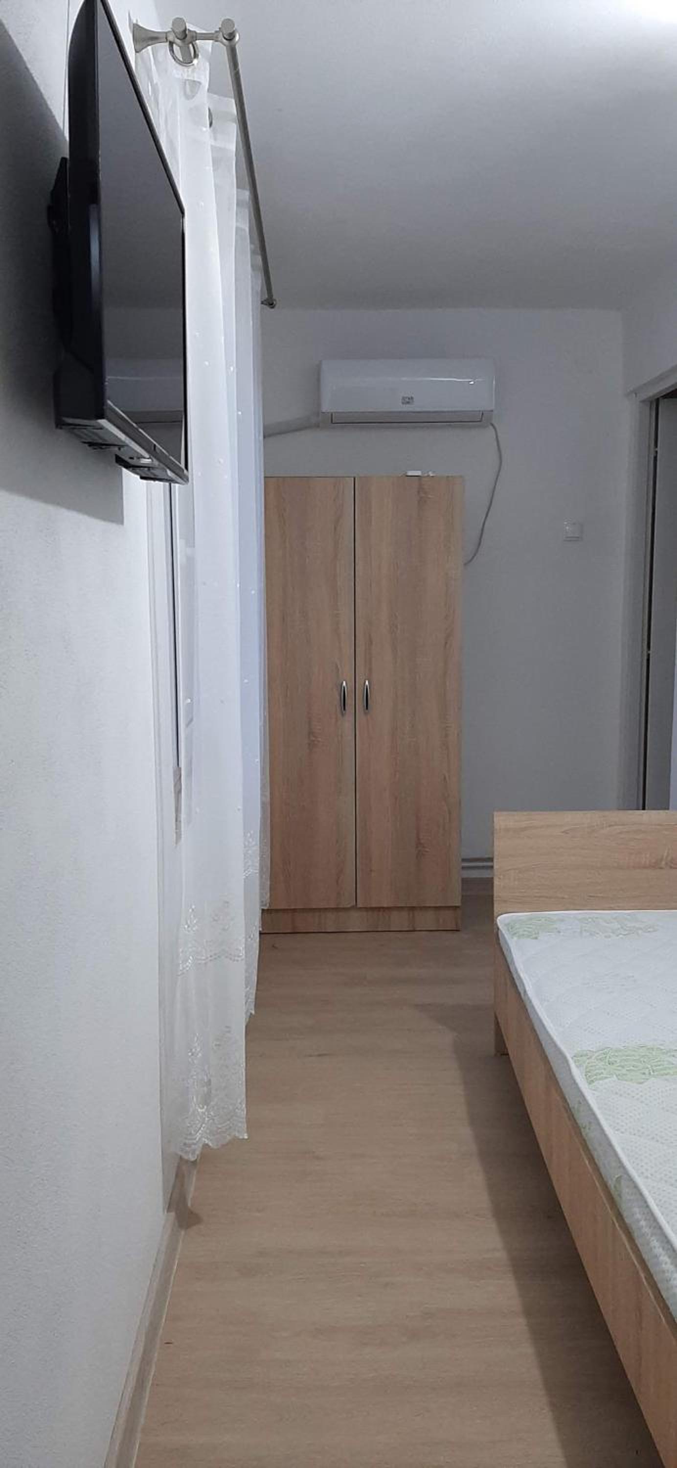 Double Room with Private Bathroom - Photo 1