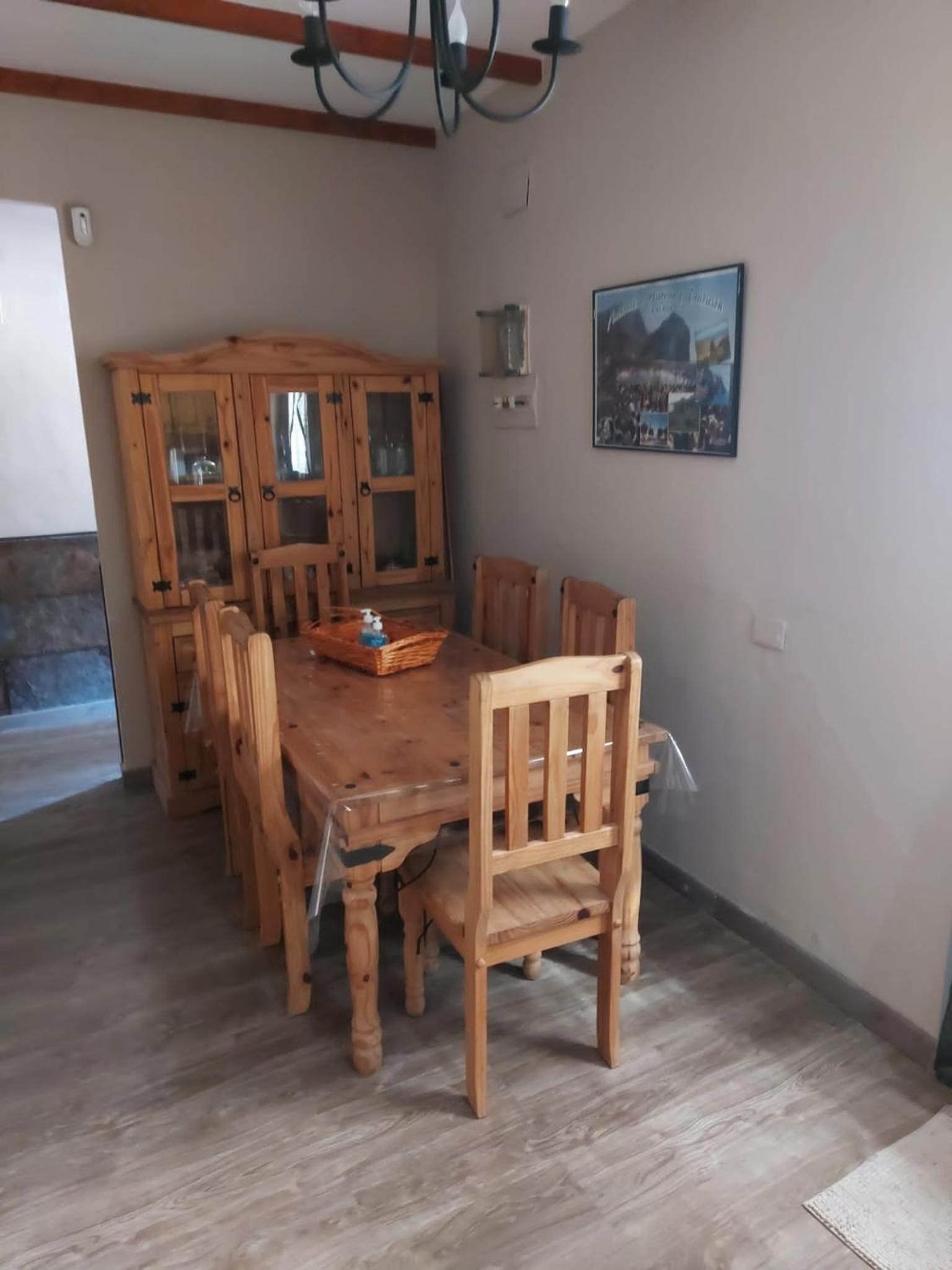 Three-Bedroom House photo 3