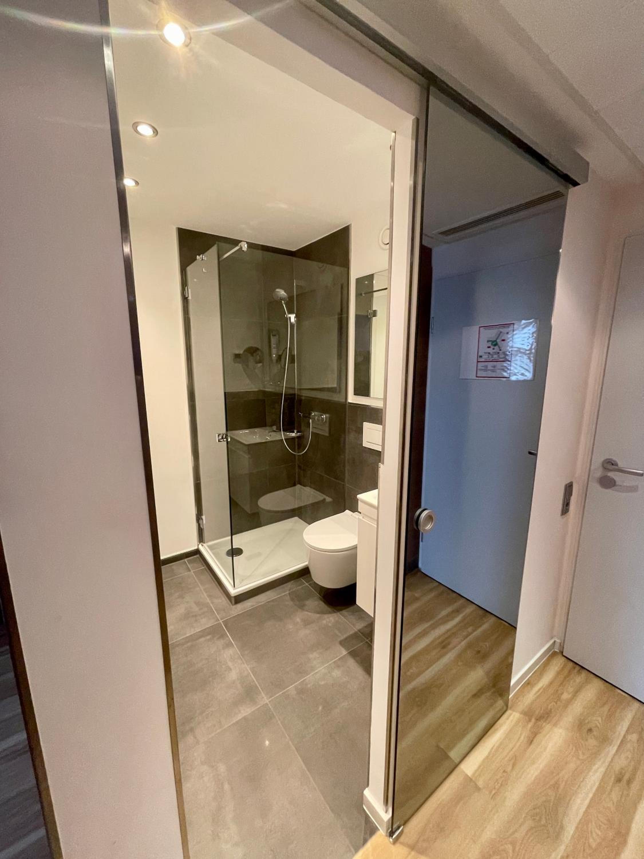 Junior Suite (2 Adults + 2 Children) thumbnail 5
