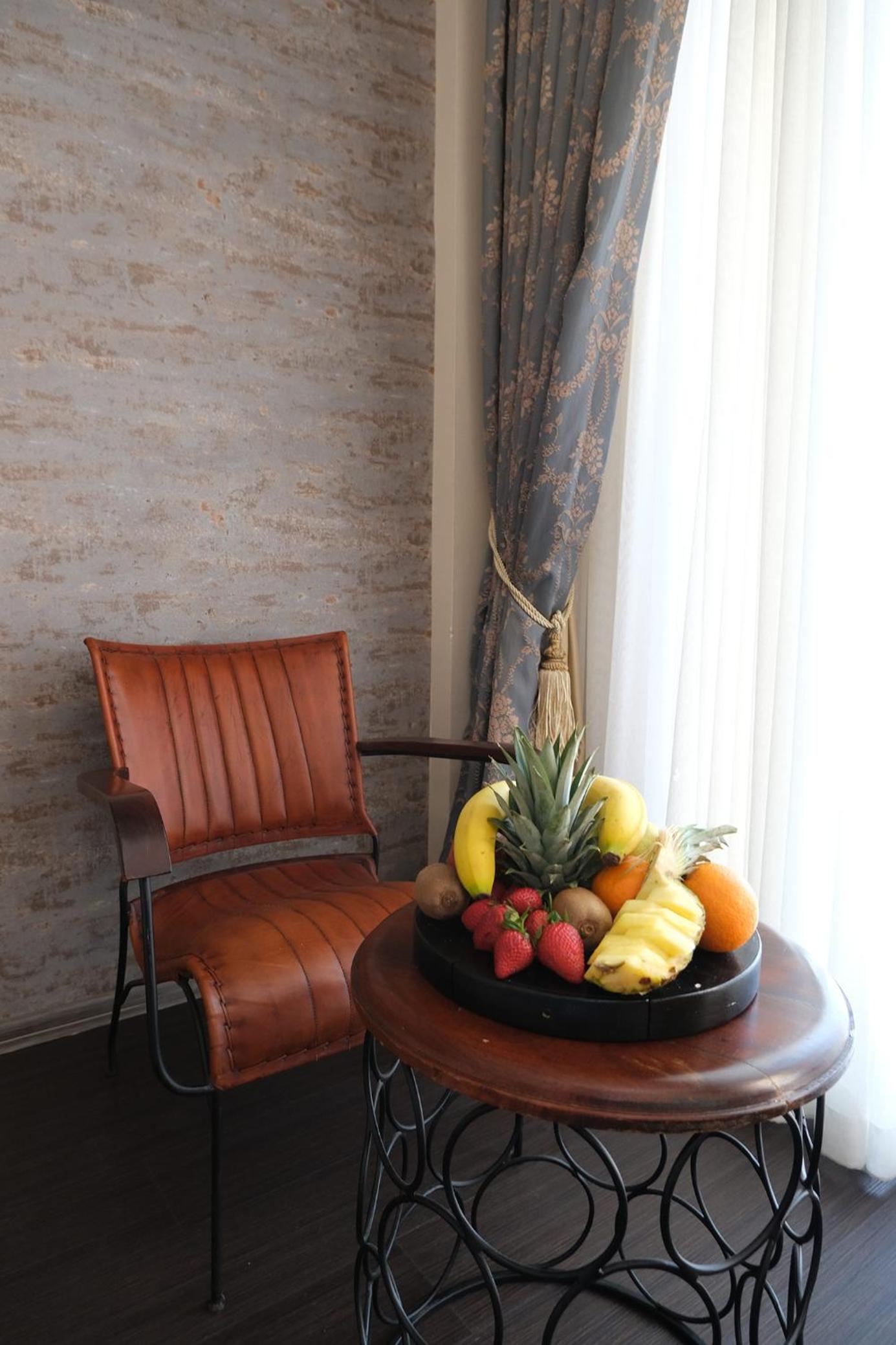 Standard Double or Twin Room with Sea View - Photo 3