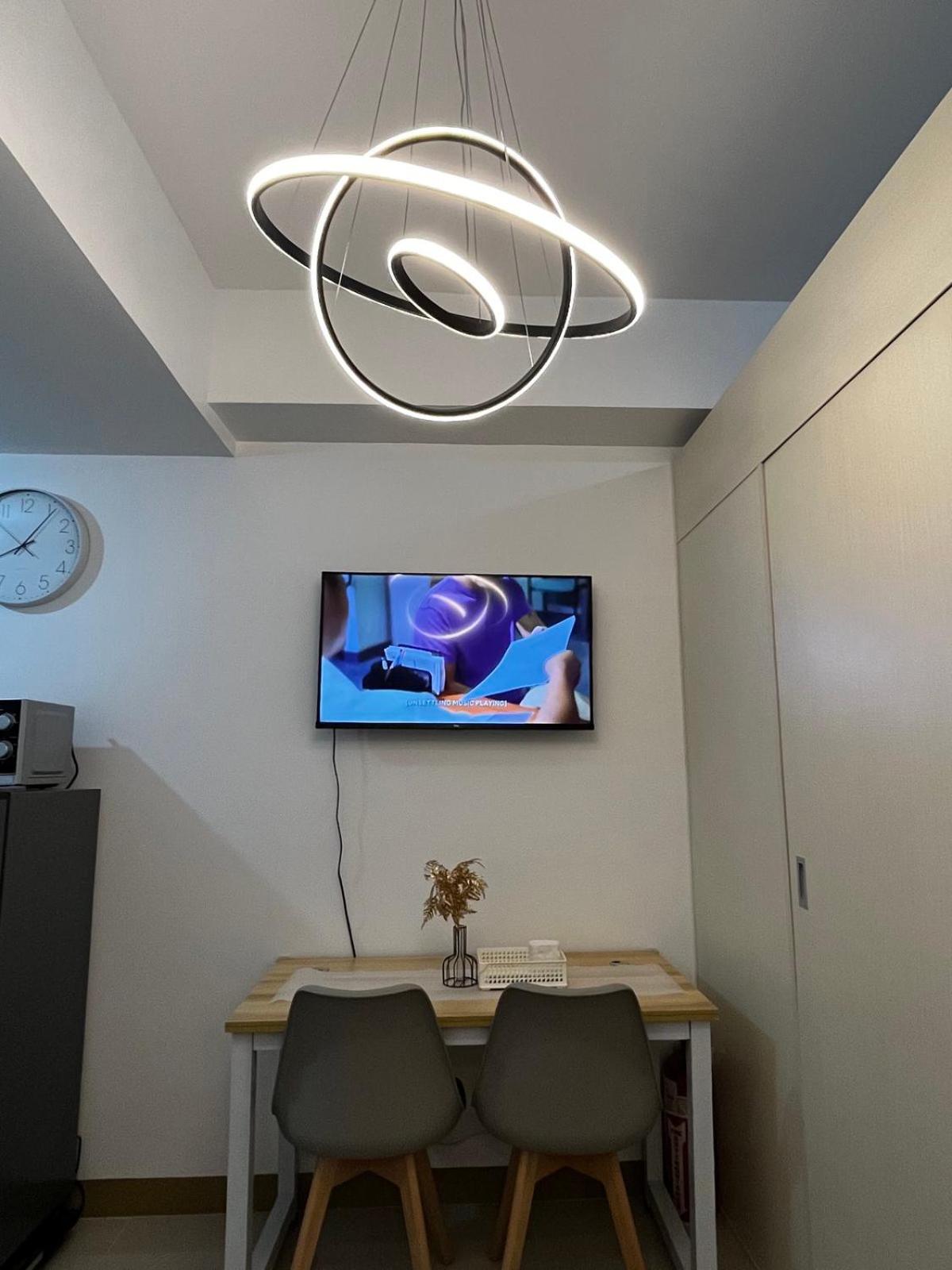 Family Room - Photo 34