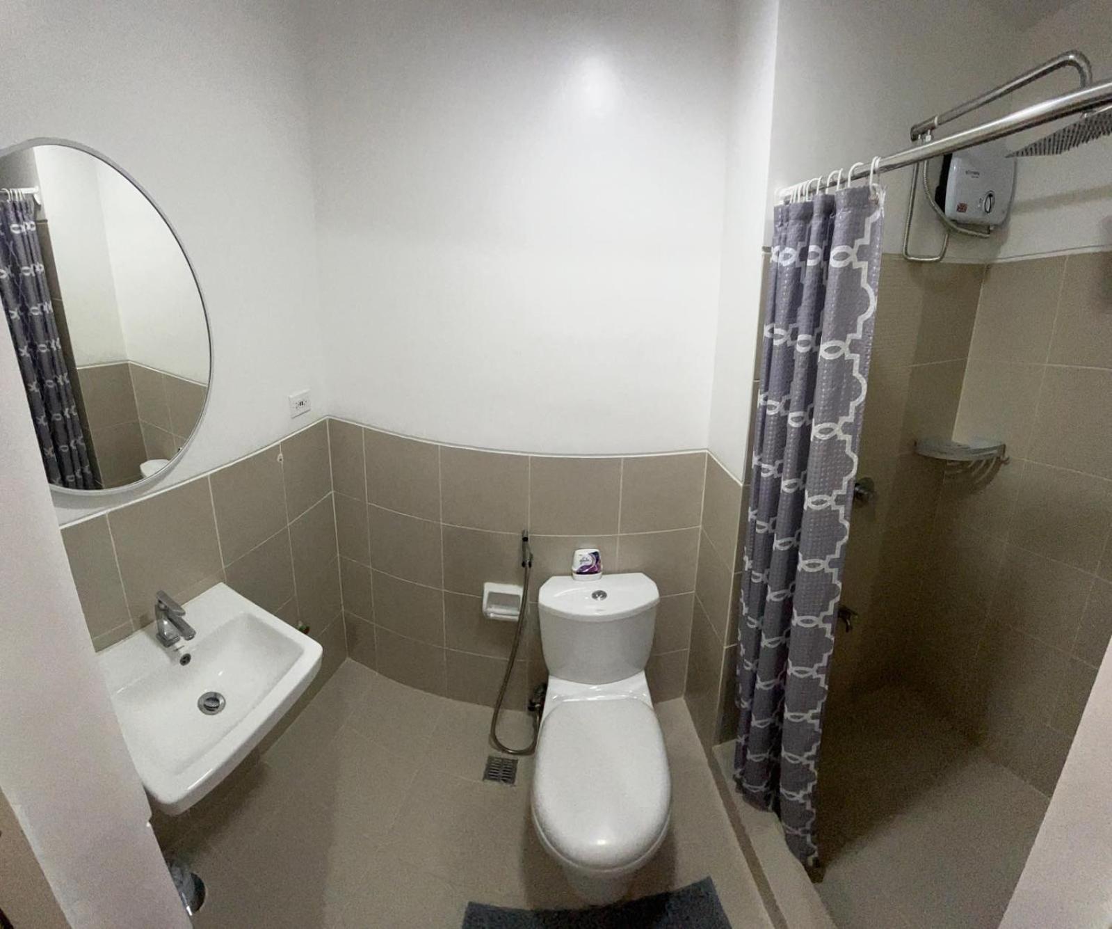 Family Room - Photo 35