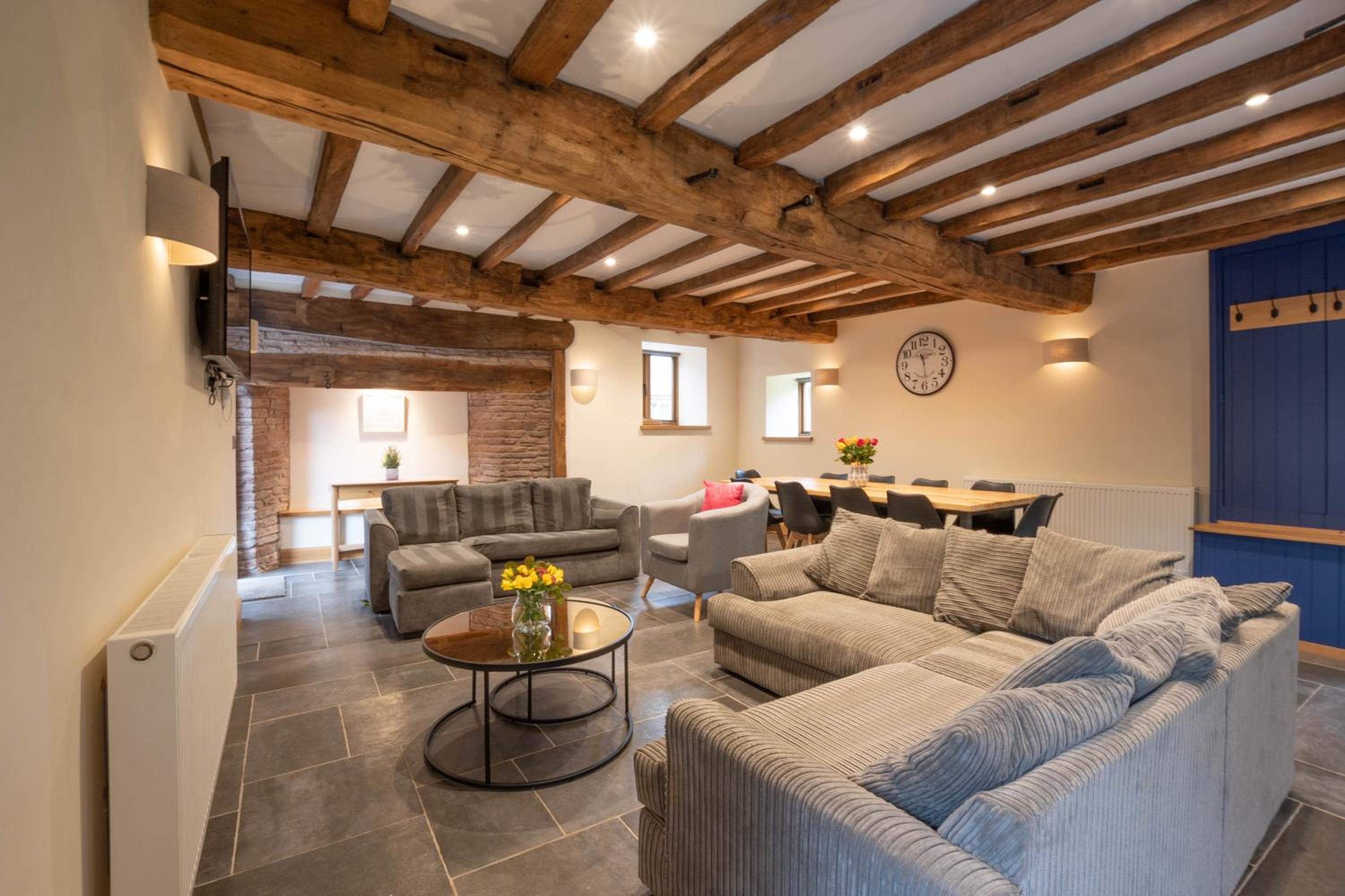 Three-Bedroom House photo 1
