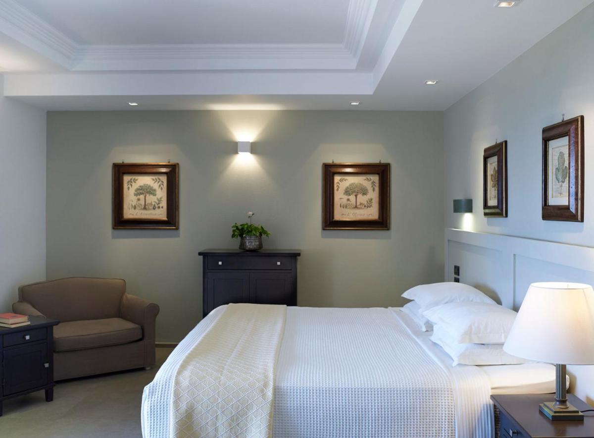 One Bedroom Suite with Garden View - Photo 1