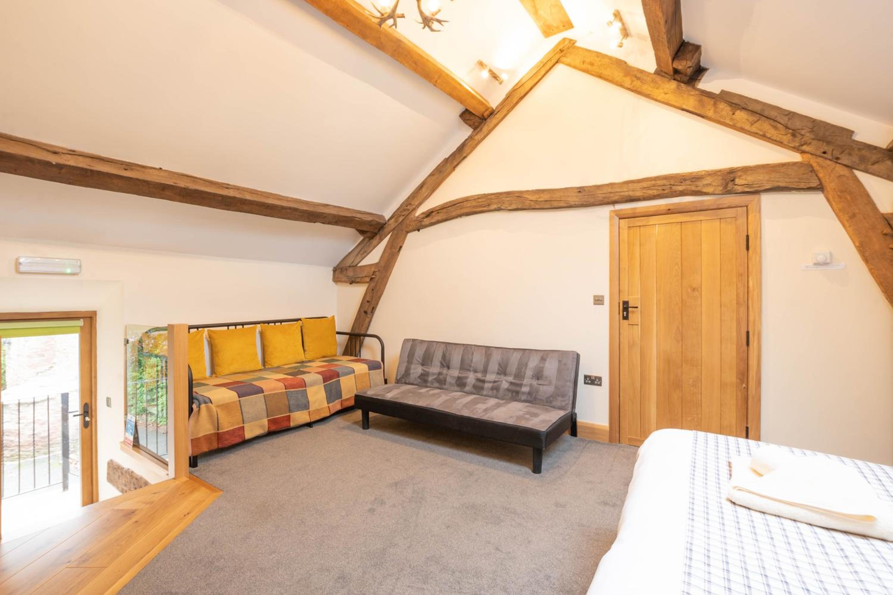 One-Bedroom House photo 2
