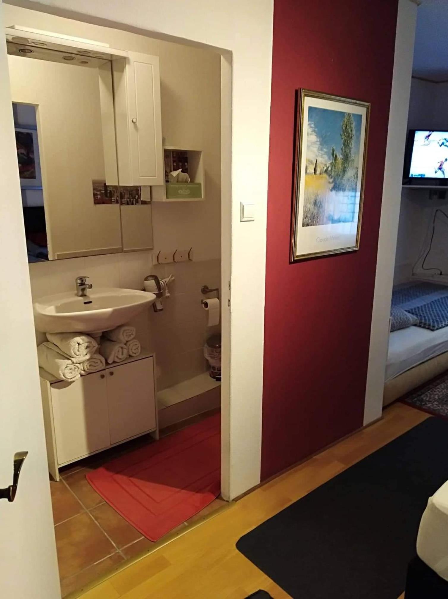 Classic Triple Room - Photo 6
