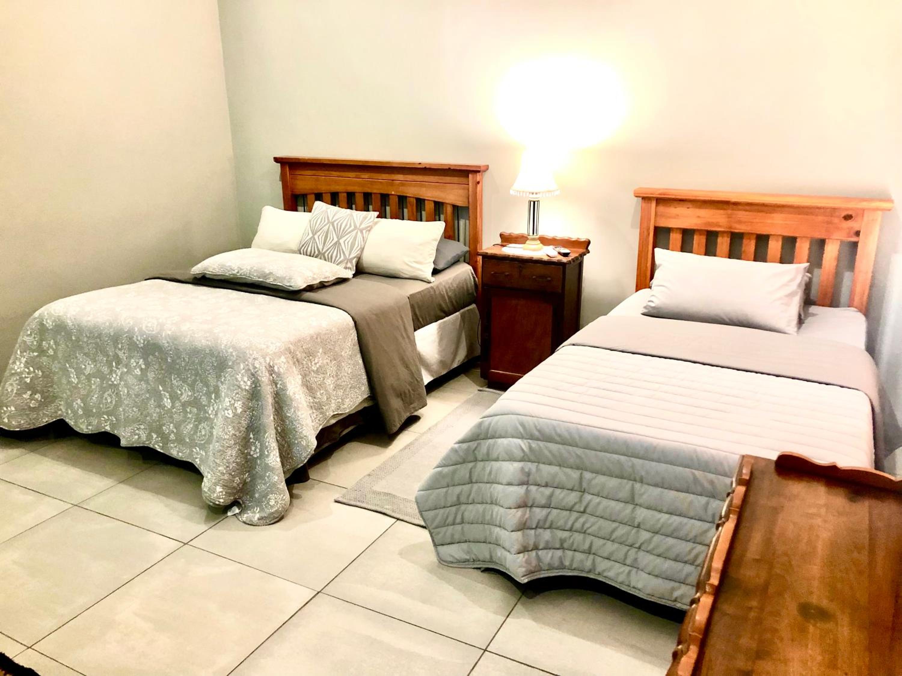 Double Room - Photo 3