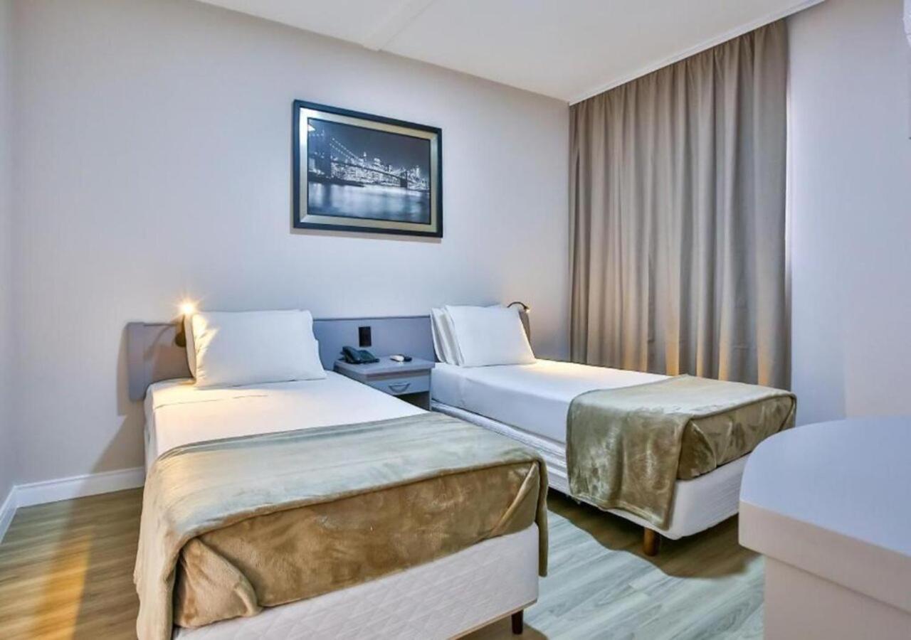 Superior Triple Suite - 3 single beds