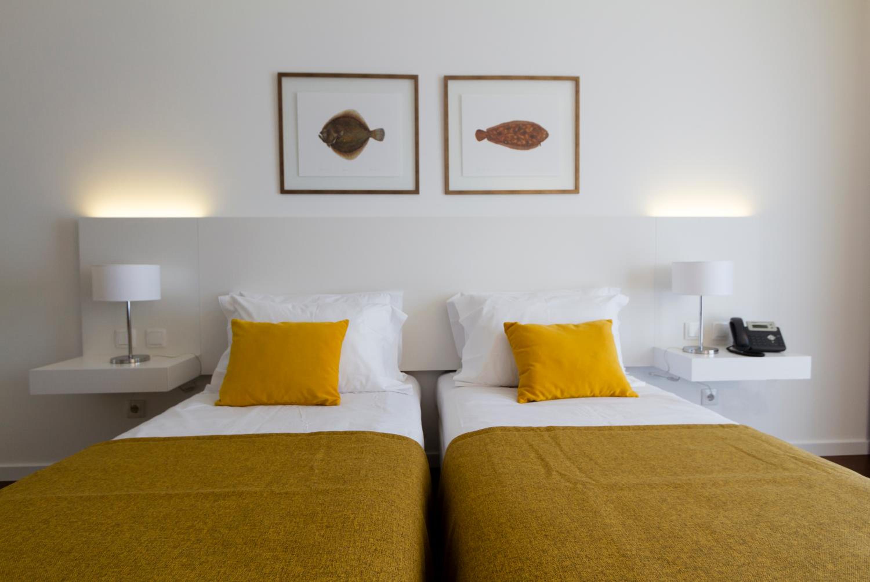 Deluxe Twin Room with Balcony