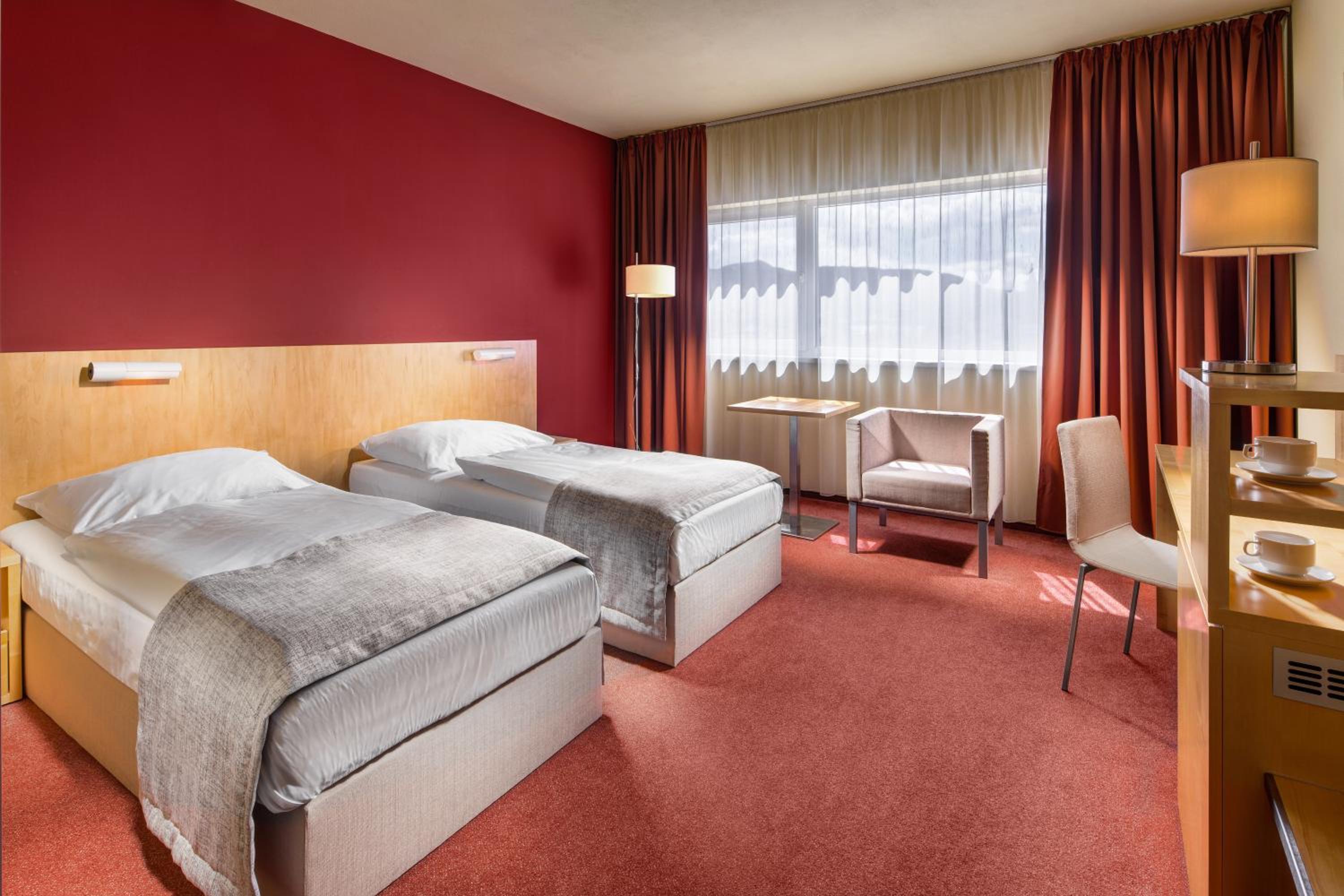 Triple Room - Photo 2