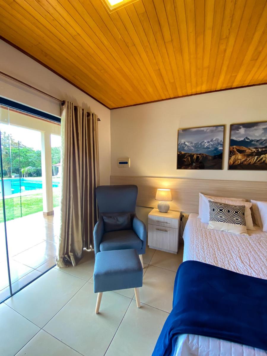 Triple Room with Pool View photo 3