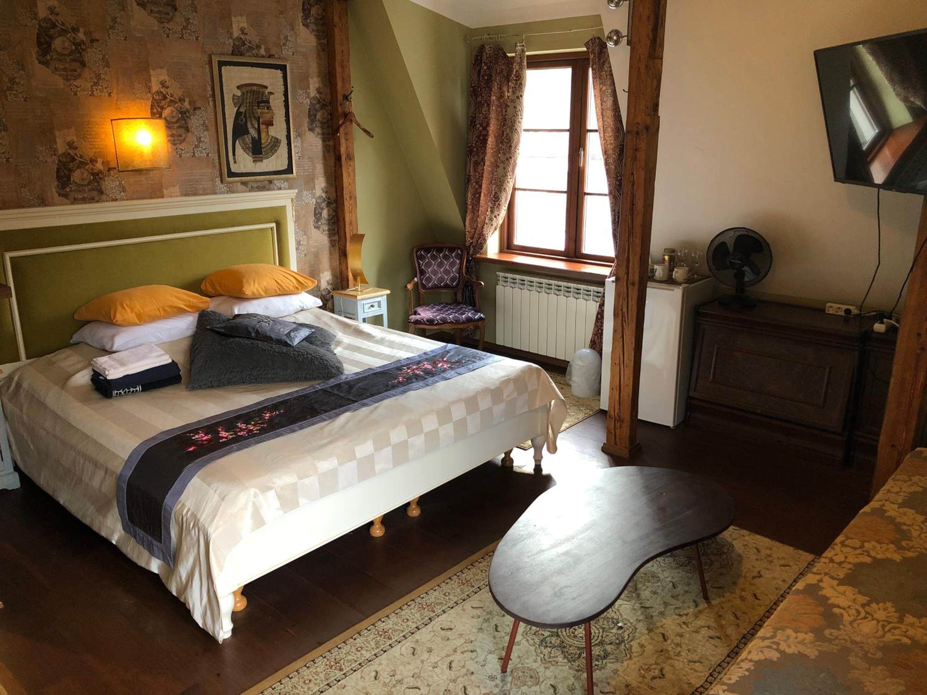 Double Room - Photo 2