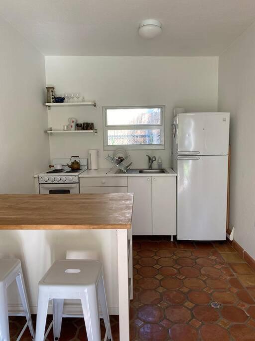 One-Bedroom House photo 3