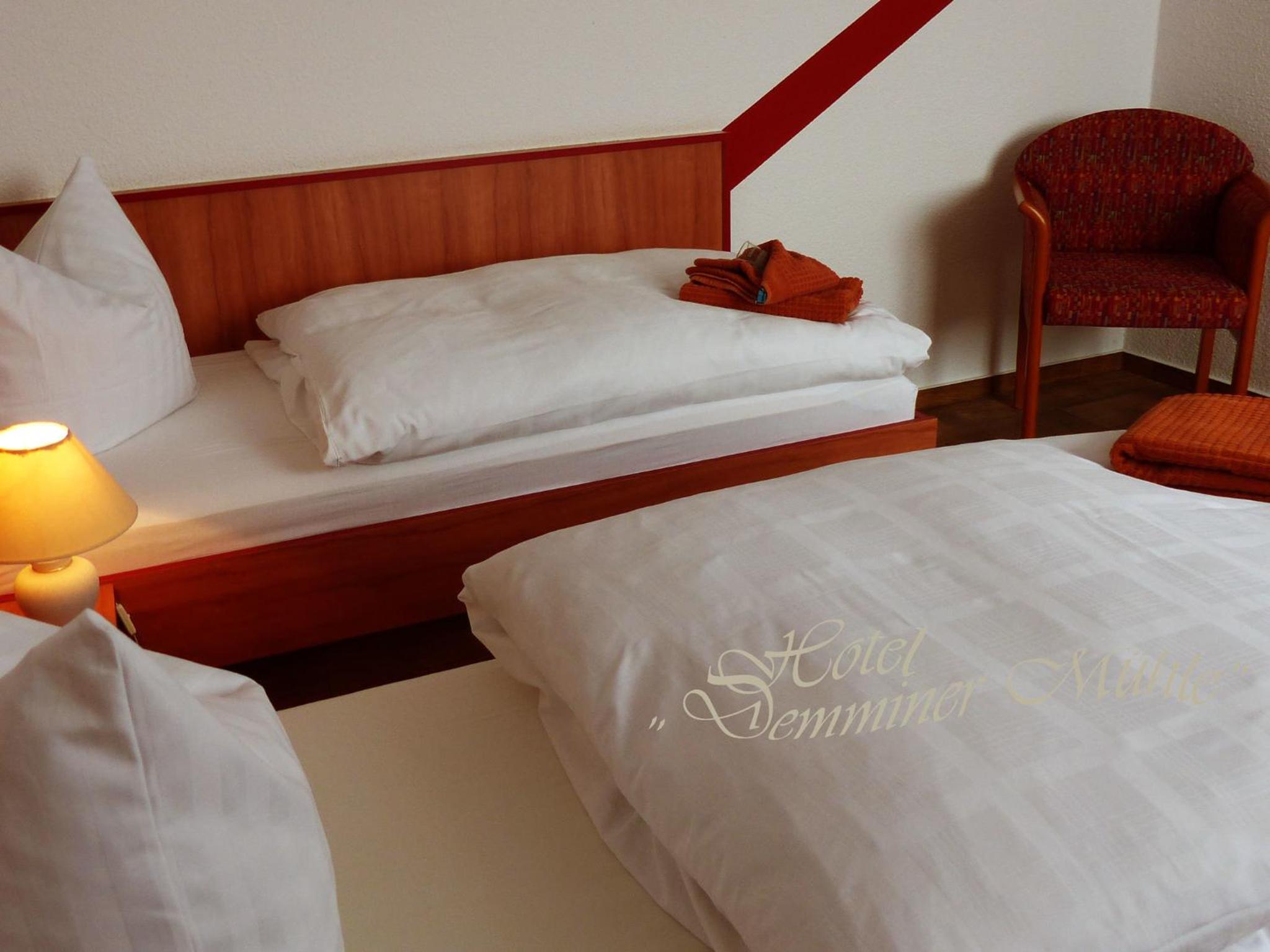 Standard Twin Room photo 3