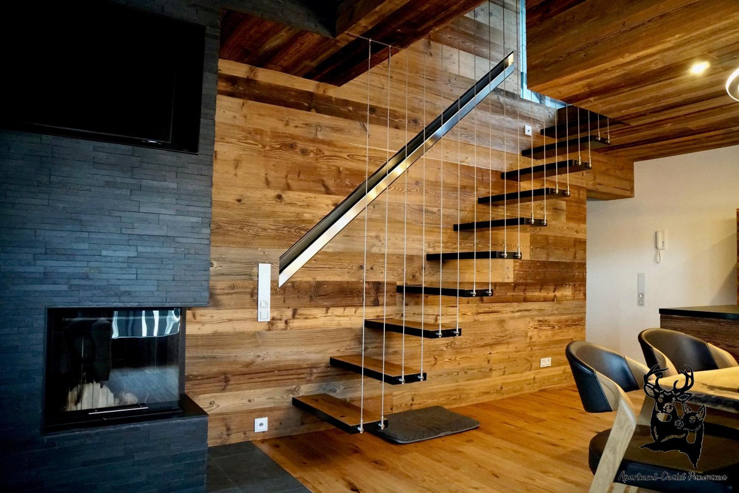 Apartment - Split Level photo 3