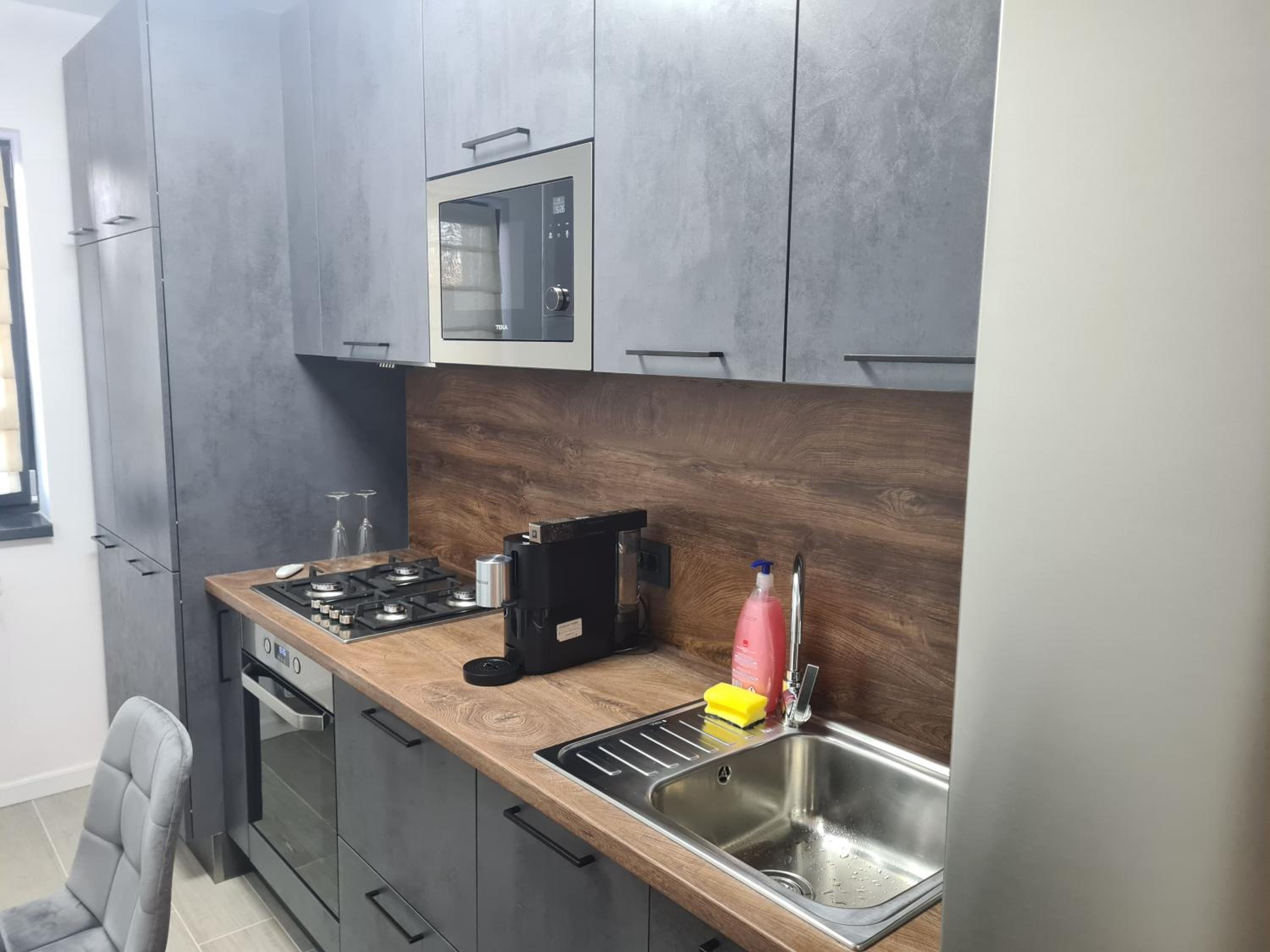 One-Bedroom Apartment - Photo 31