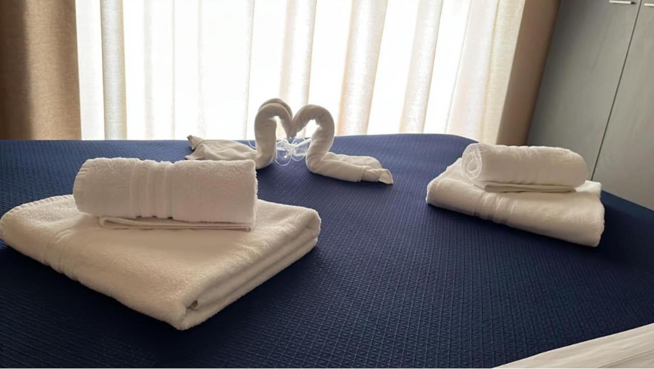 Deluxe Room - Photo 15