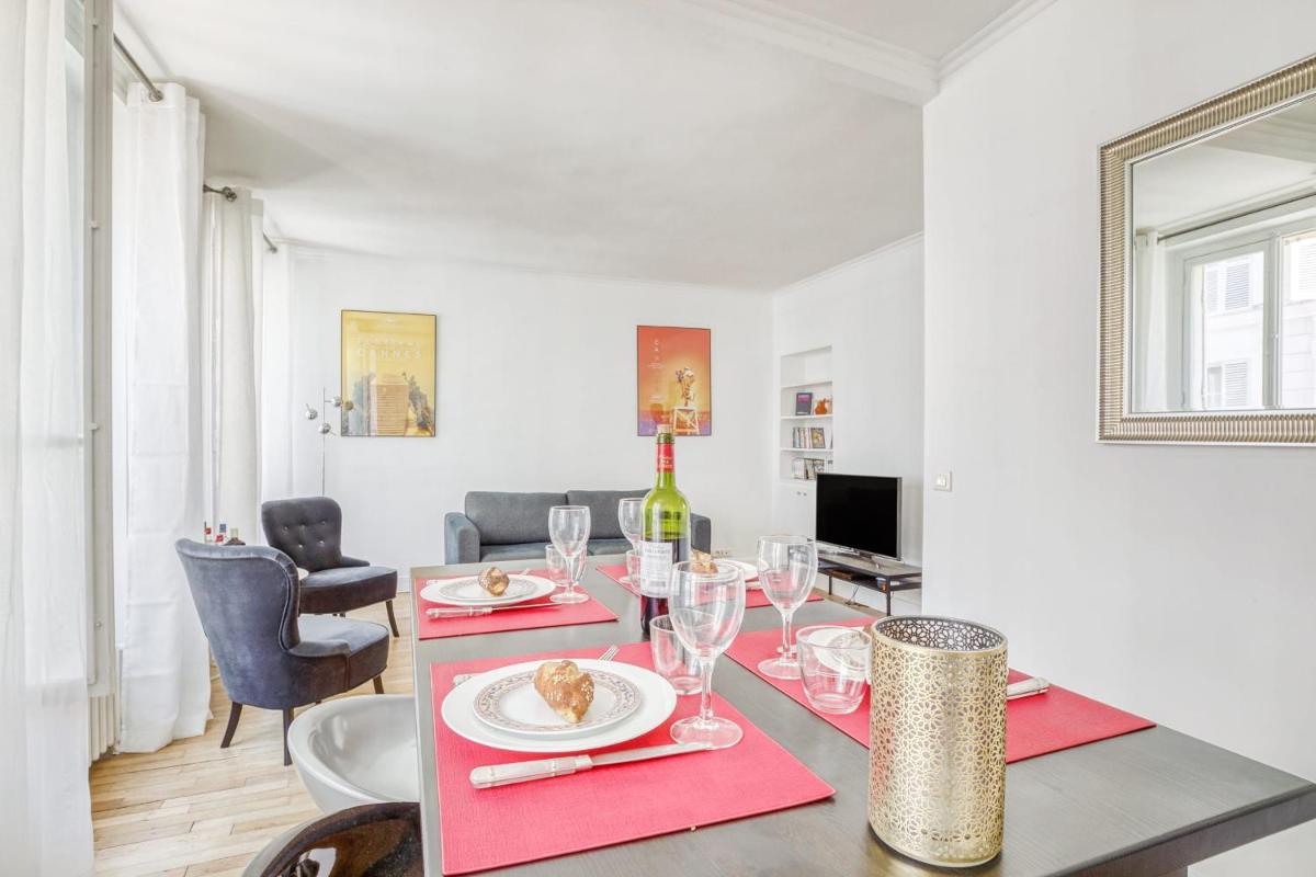 Apartment photo 2