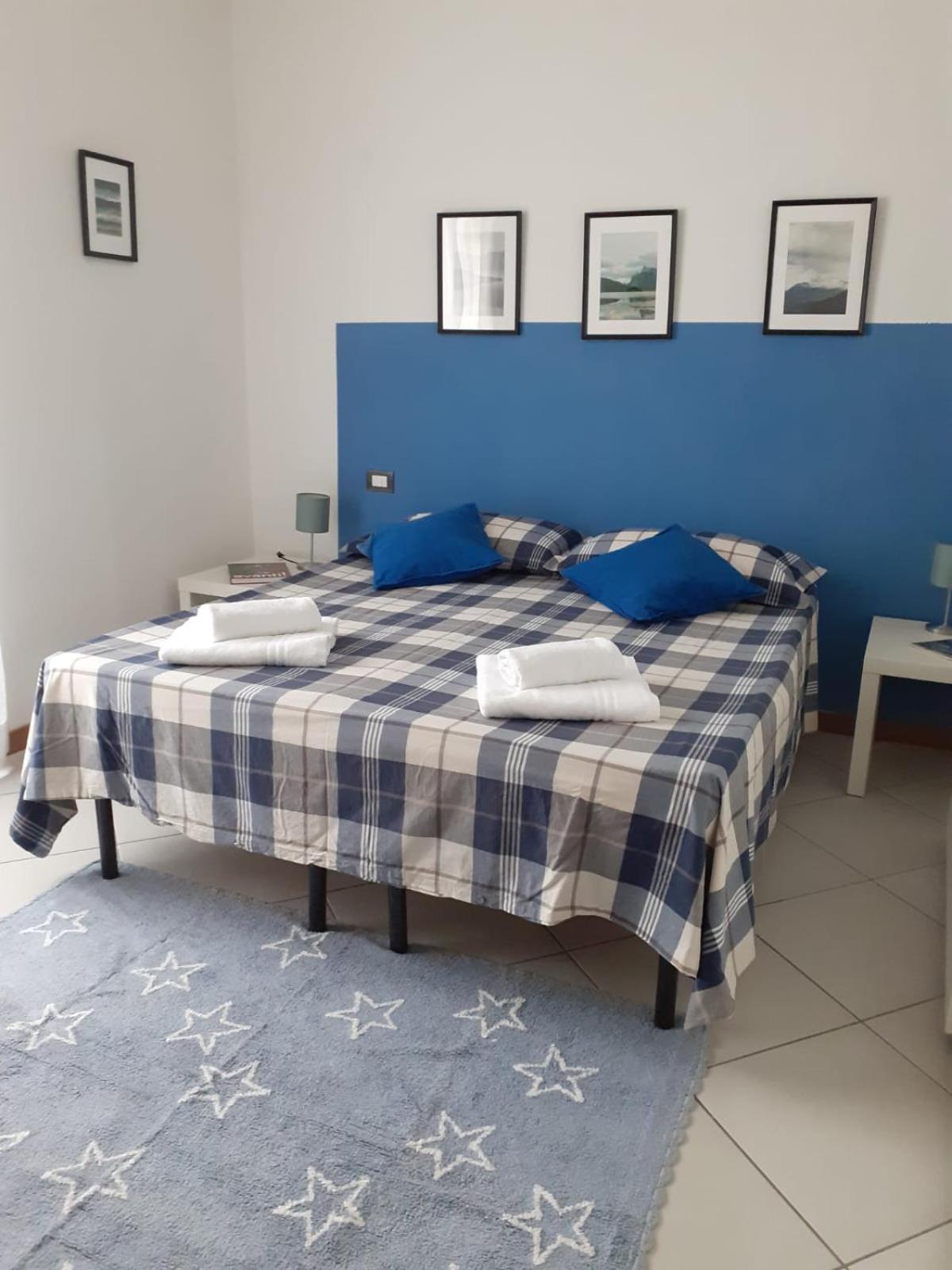 Standard Double Room with Shared Bathroom photo 1