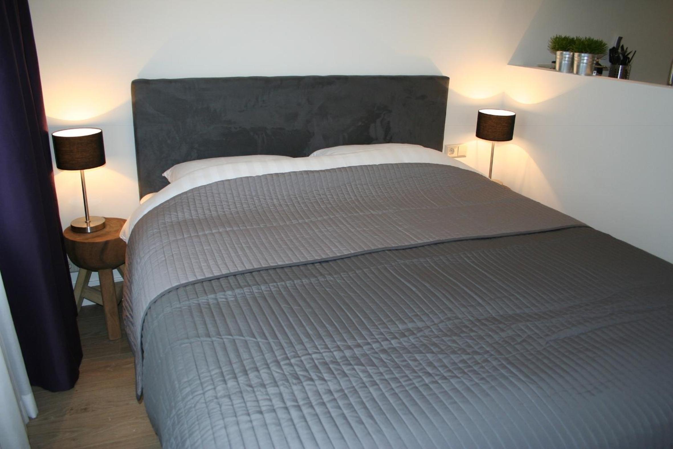 Studio Apartment photo 3