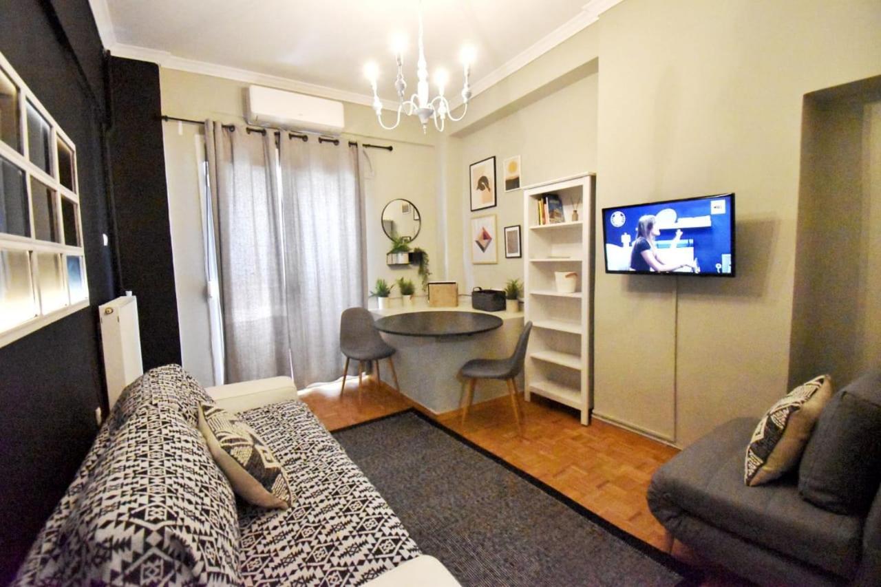 One-Bedroom Apartment (Separate building) photo 1