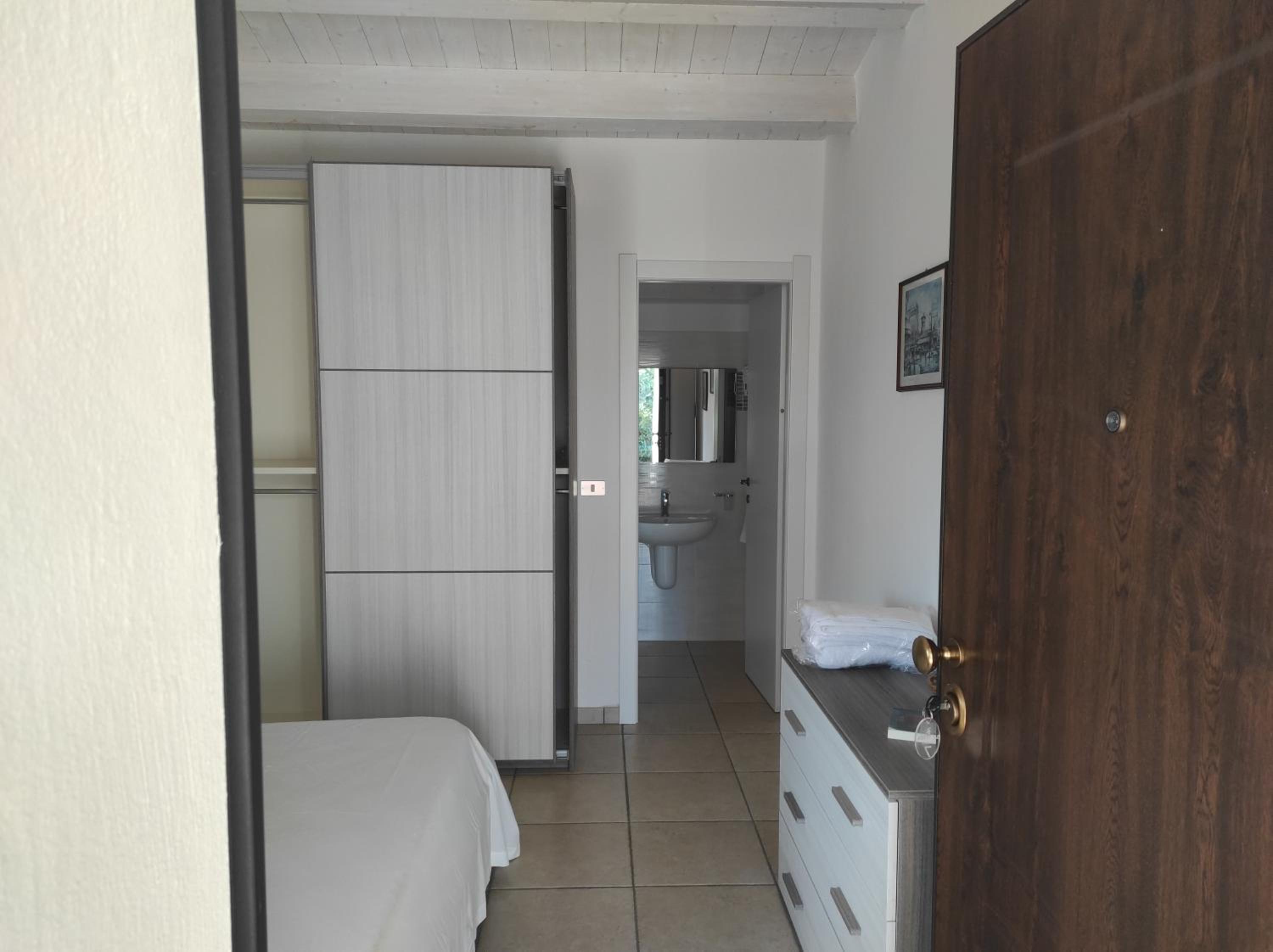 Double Room with Private Bathroom photo 1