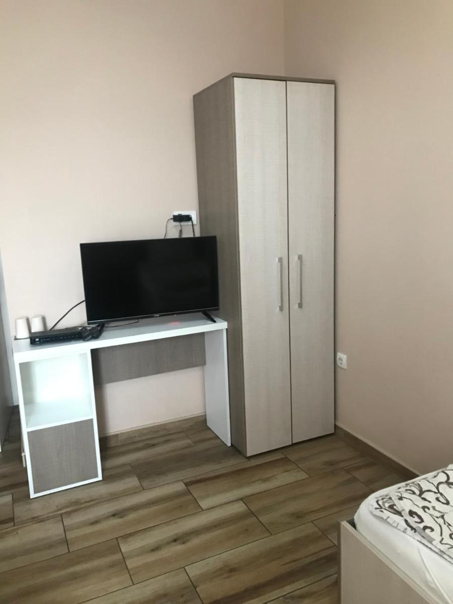 Double or Twin Room with Bathroom photo 3