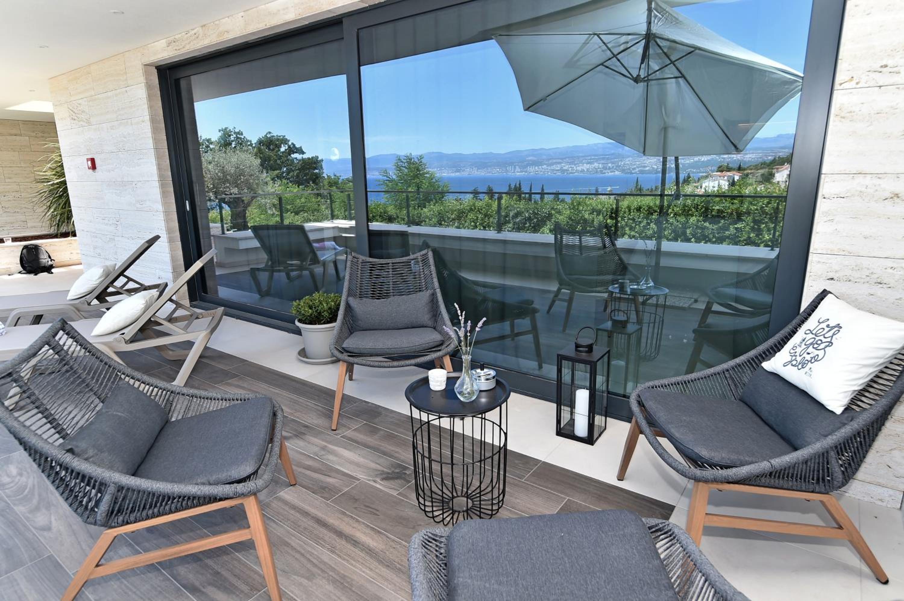 Two-Bedroom Villa photo 2