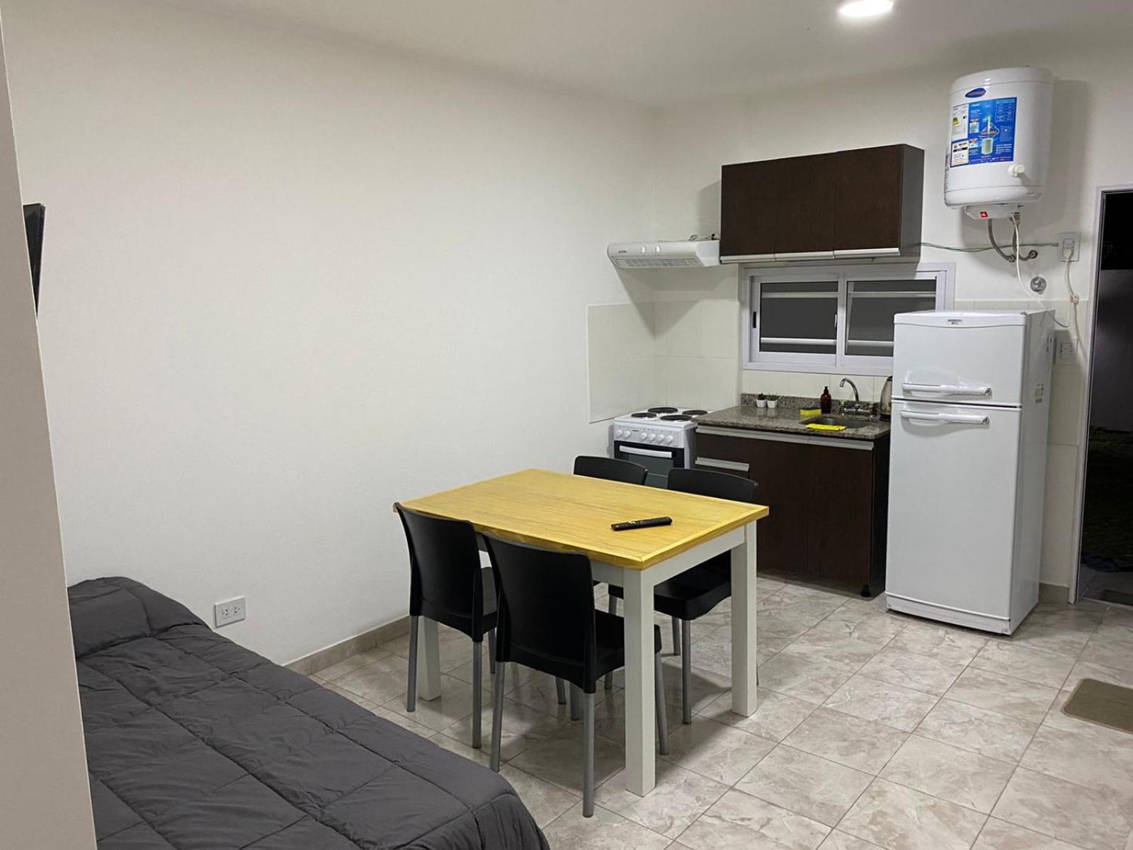 One-Bedroom Apartment photo 3