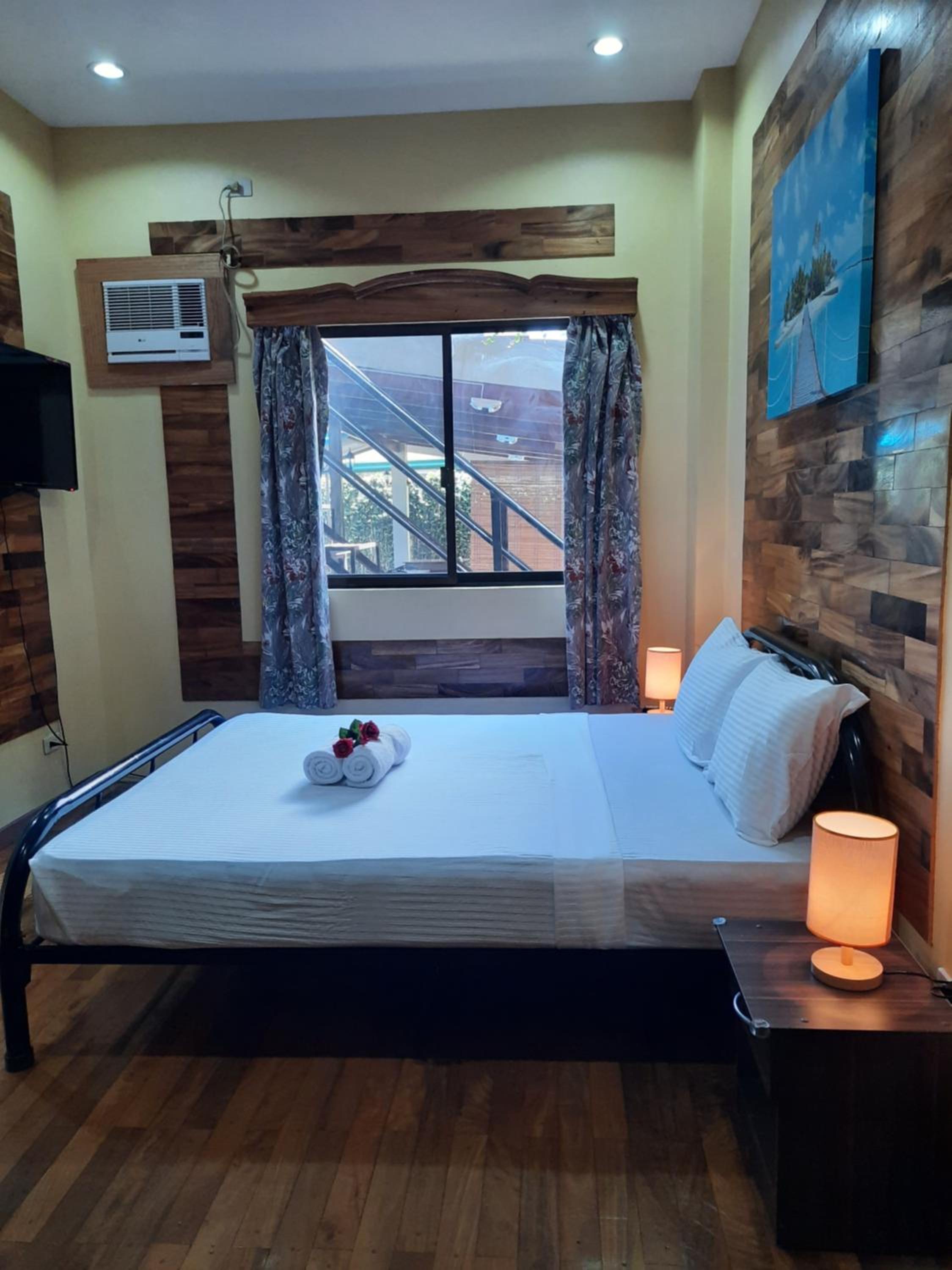 Standard Queen Room - Photo 2