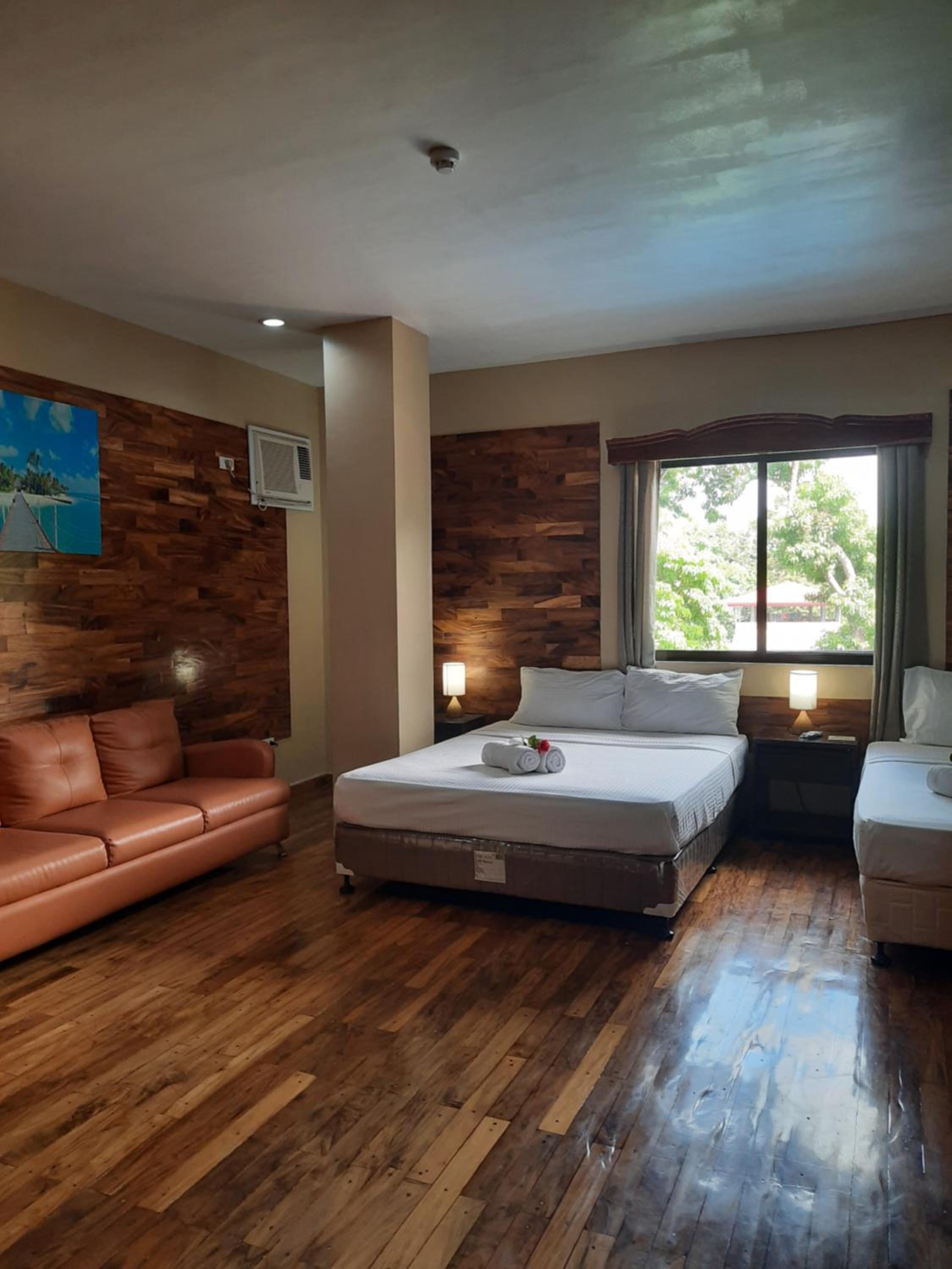 Double or Twin Room with Extra Bed - Photo 2