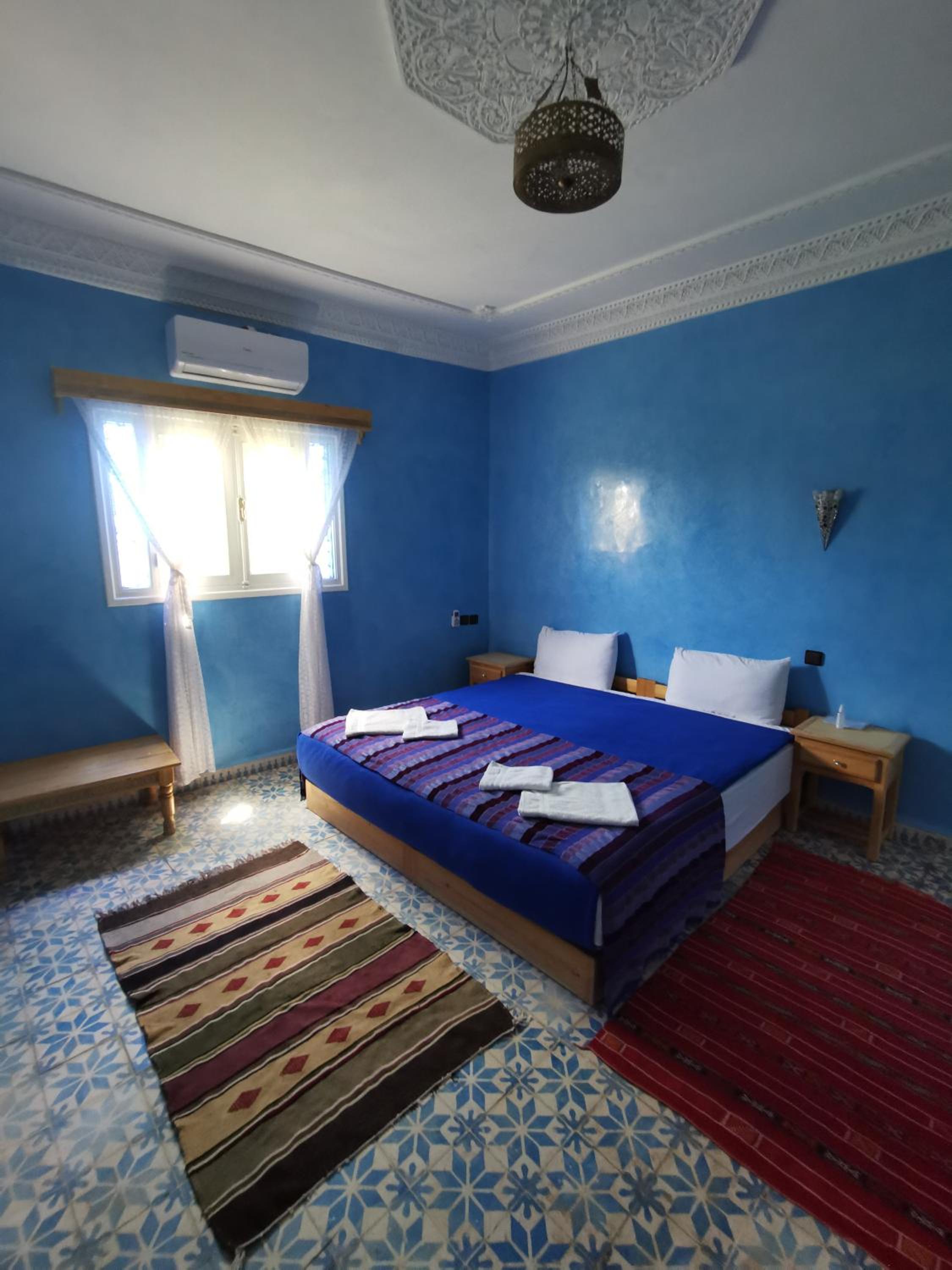 Budget Double Room - Photo 2