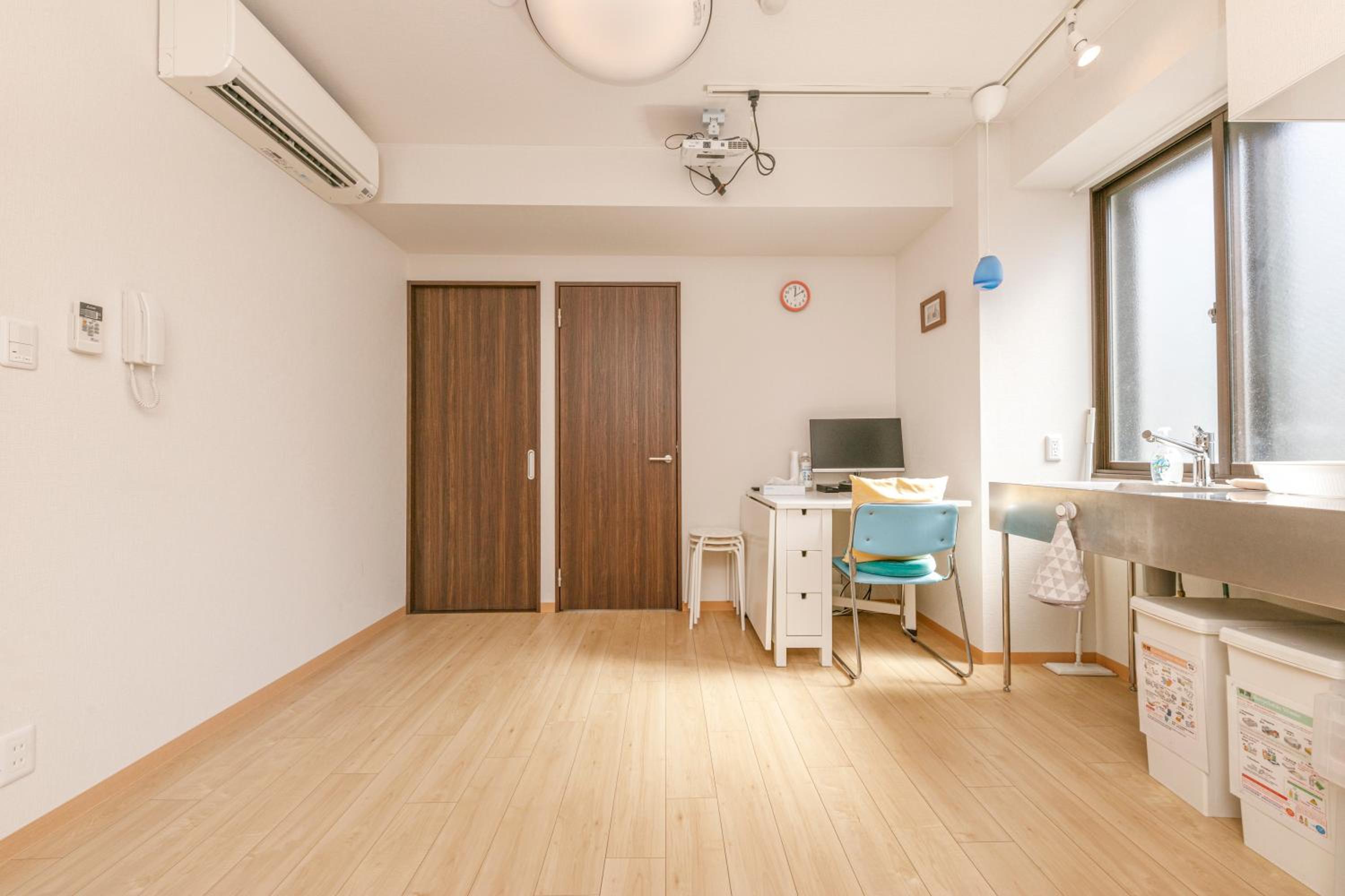 Apartment photo 1