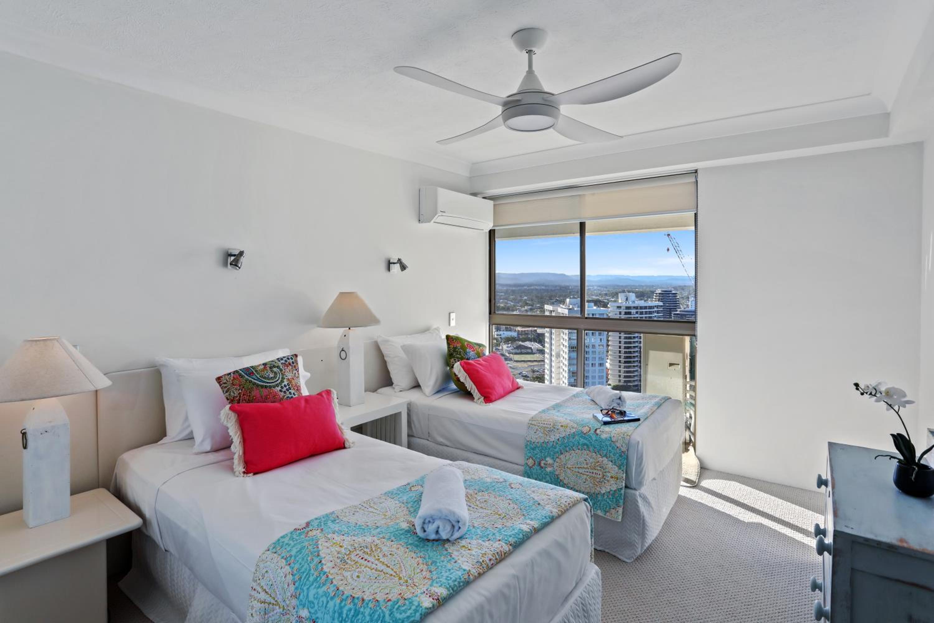 Superior Two-Bedroom Apartment with Ocean View - Photo 21