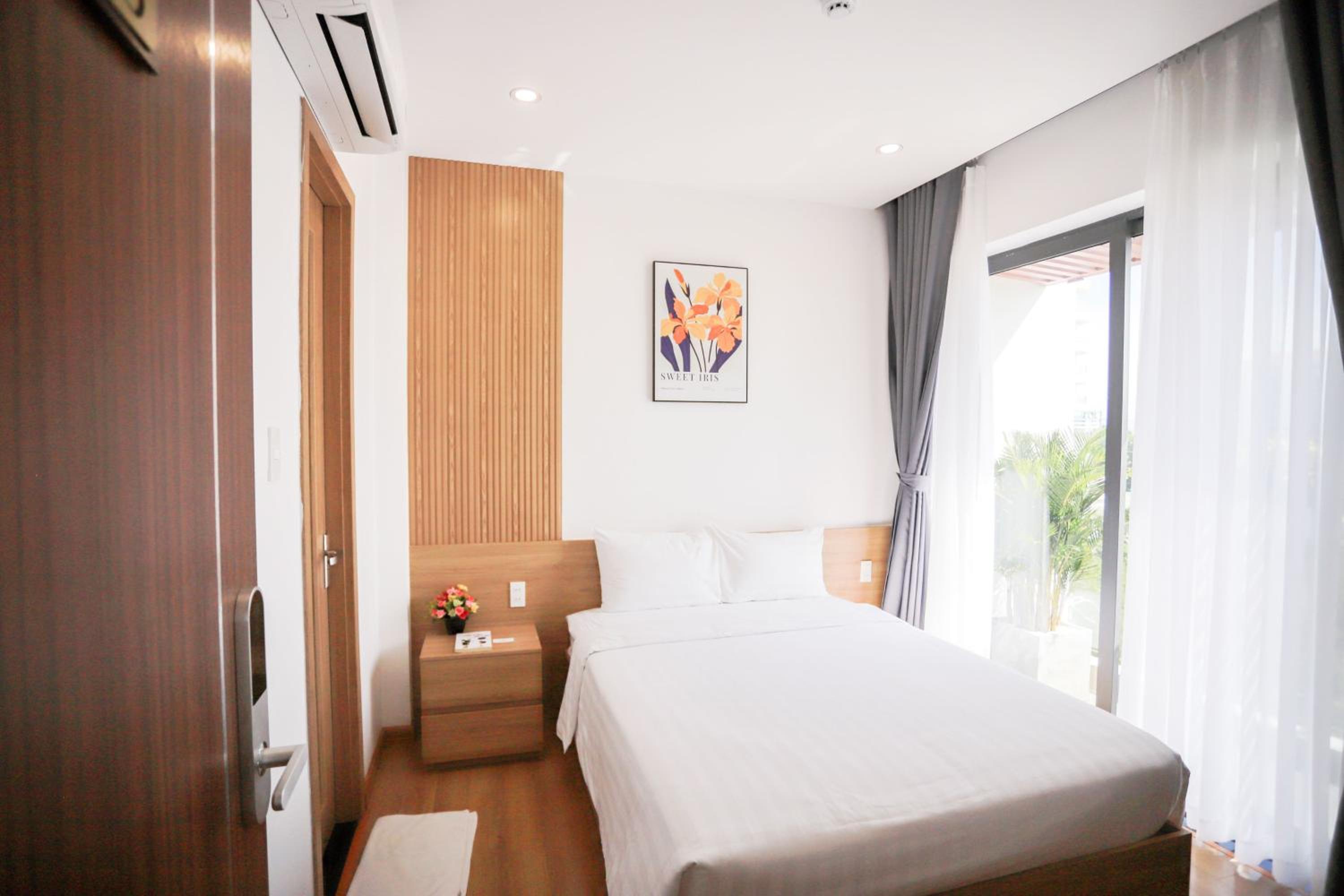Large Double Room