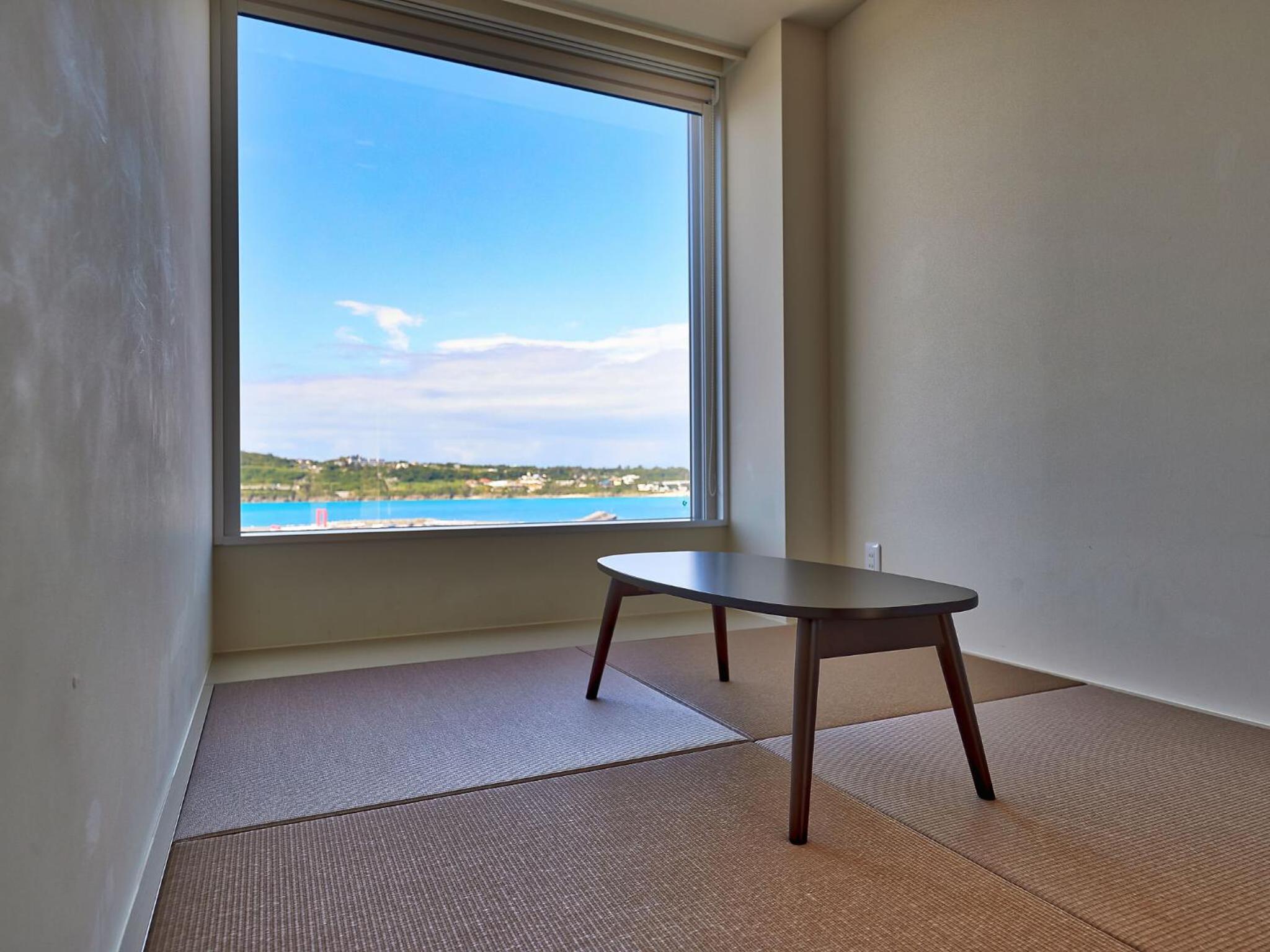 Quadruple Room with Sea View - Photo 2